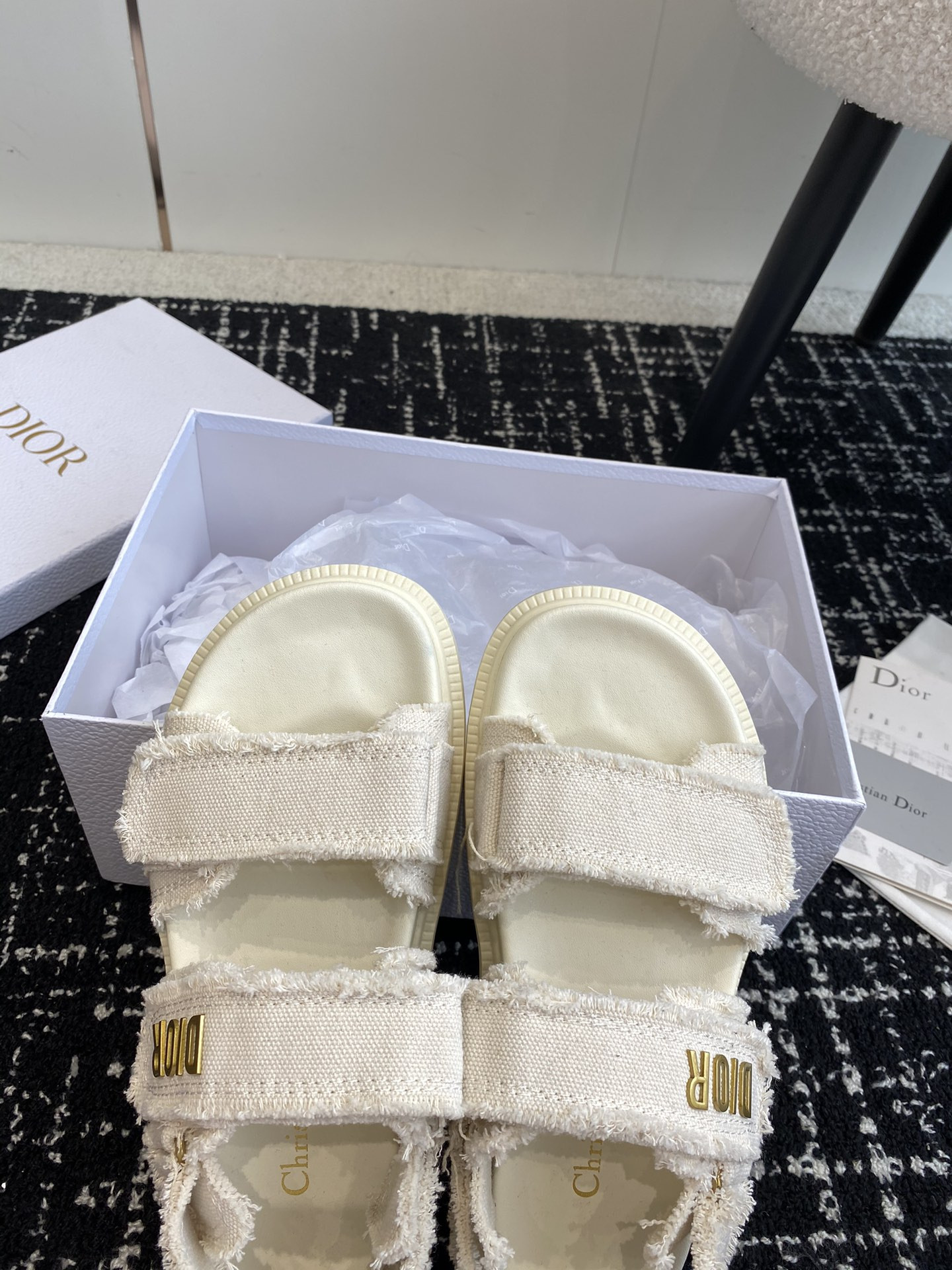 UA D*0ract Sandal