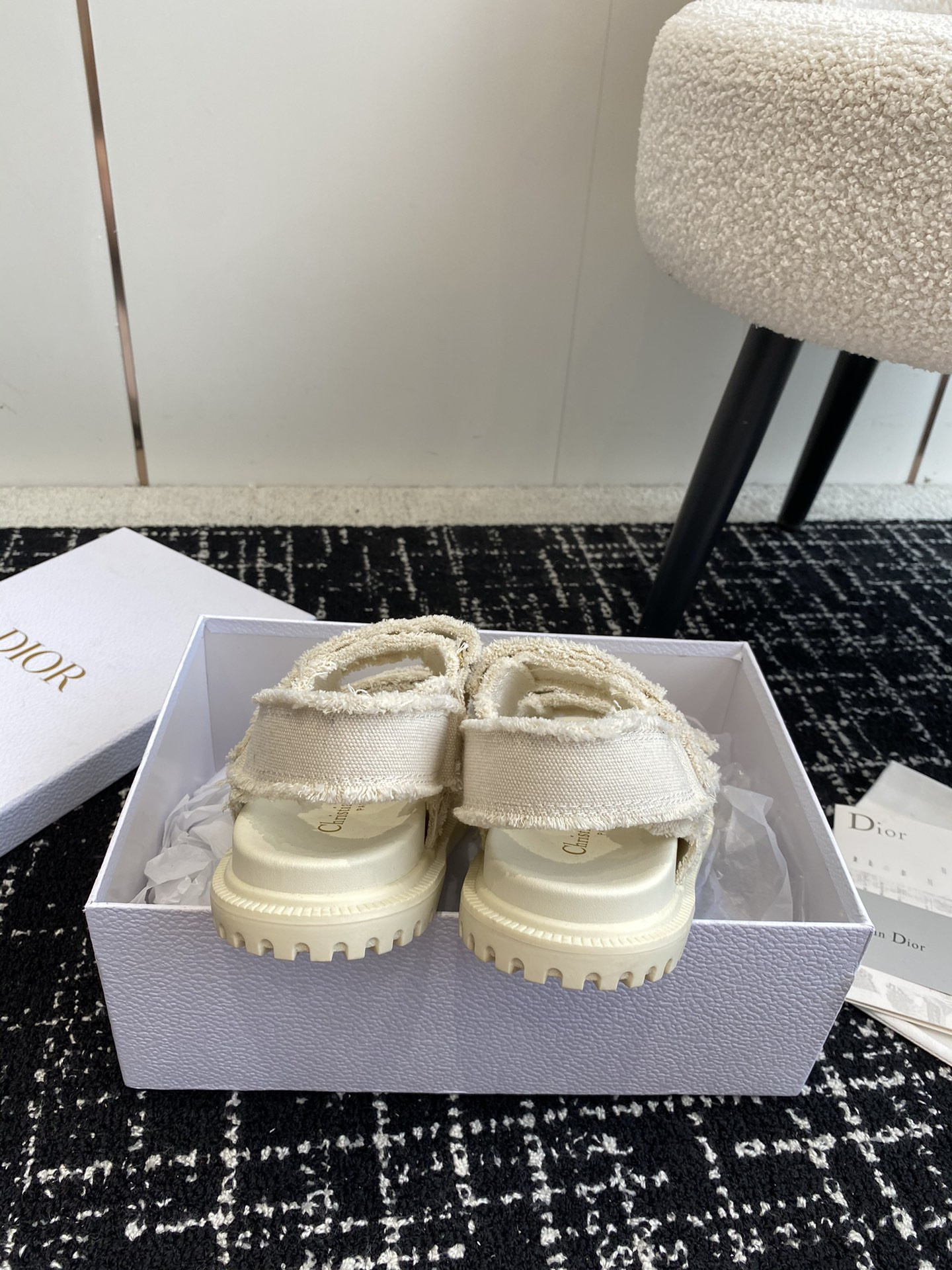 UA D*0ract Sandal