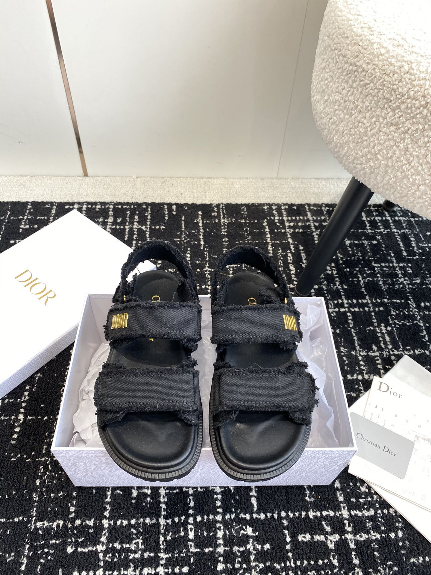 UA D*0ract Sandal