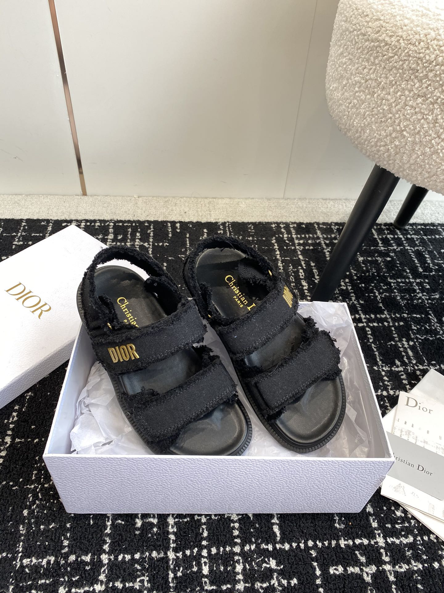 UA D*0ract Sandal