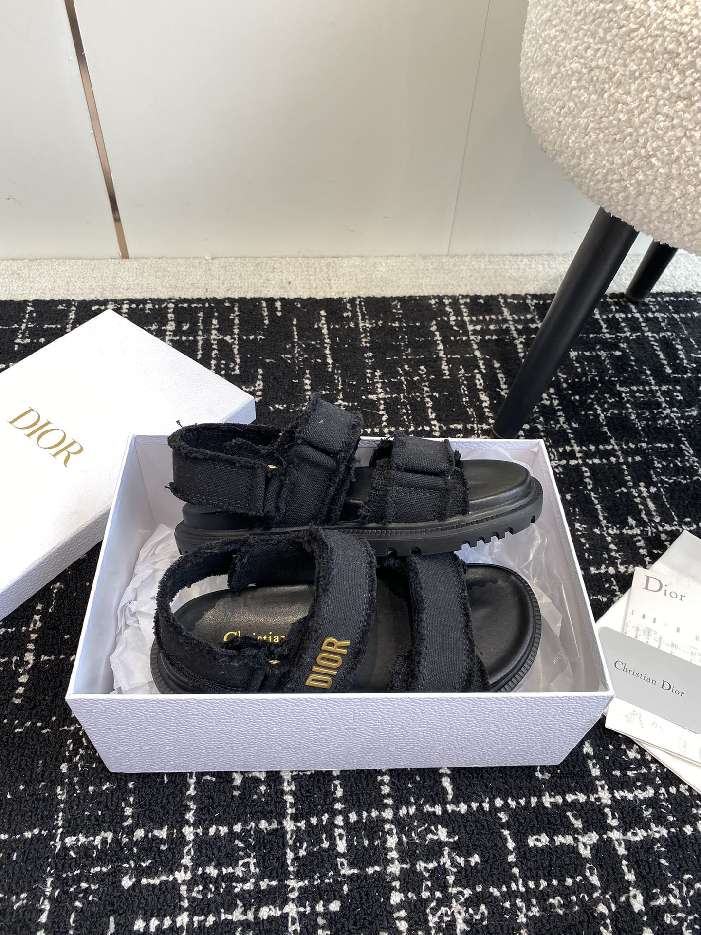 UA D*0ract Sandal