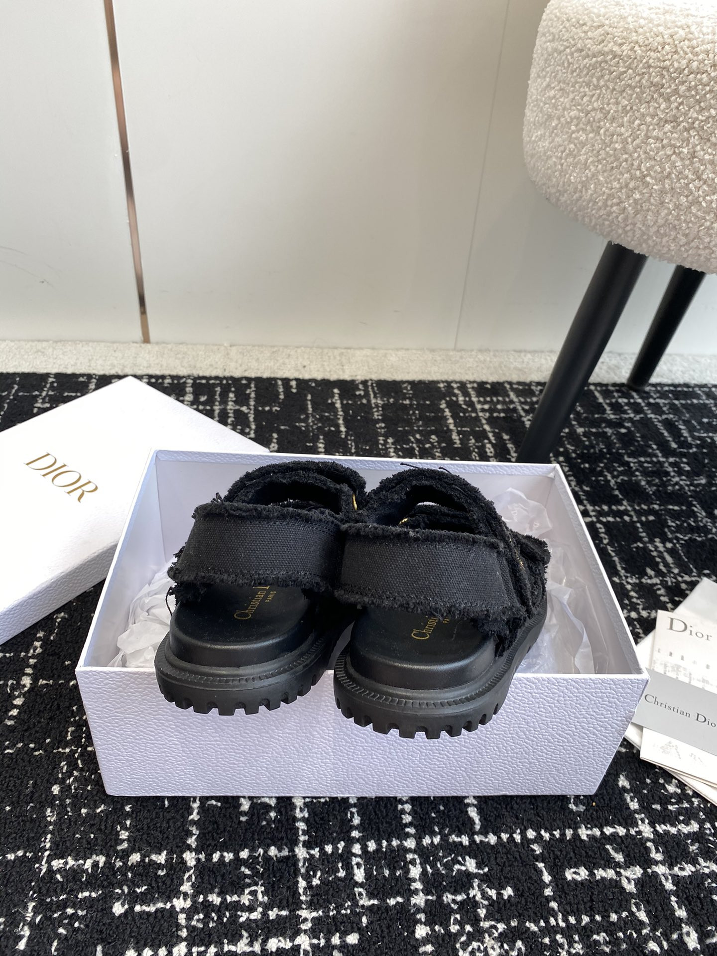 UA D*0ract Sandal