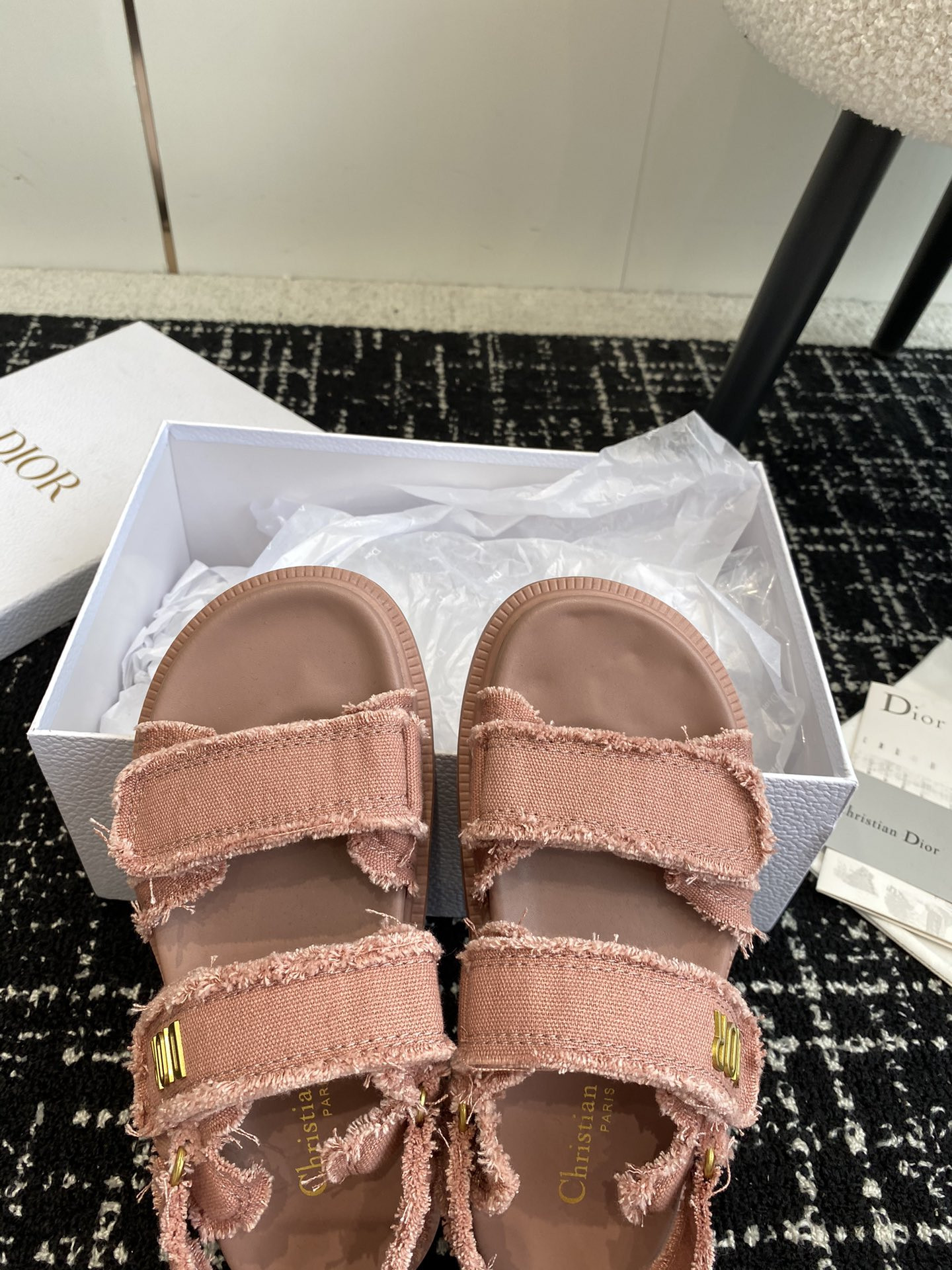 UA D*0ract Sandal