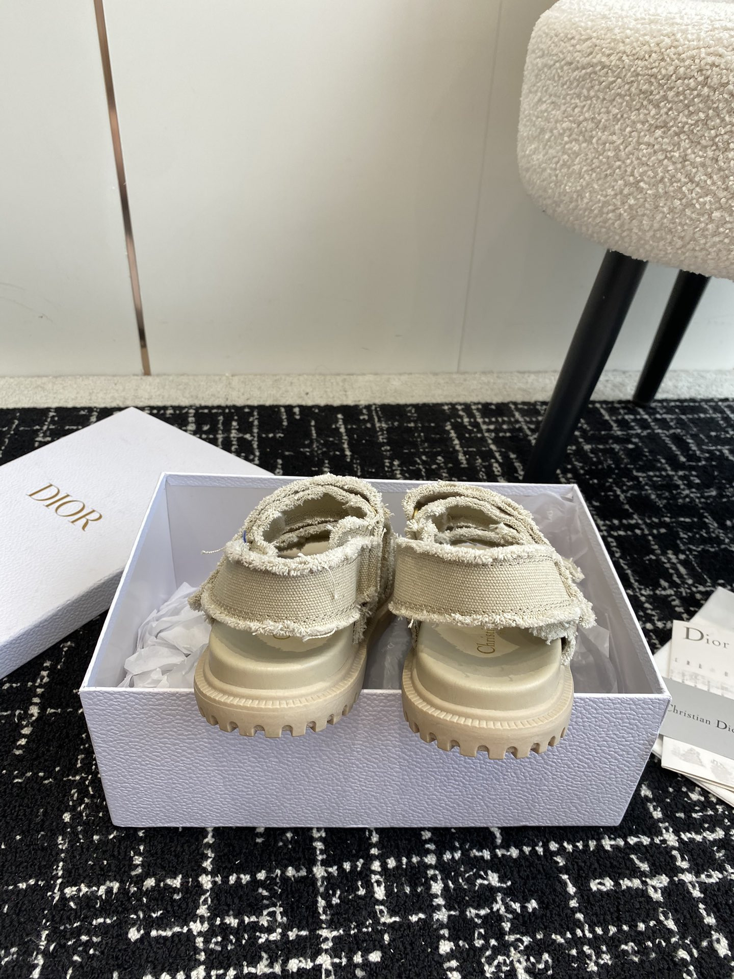 UA D*0ract Sandal