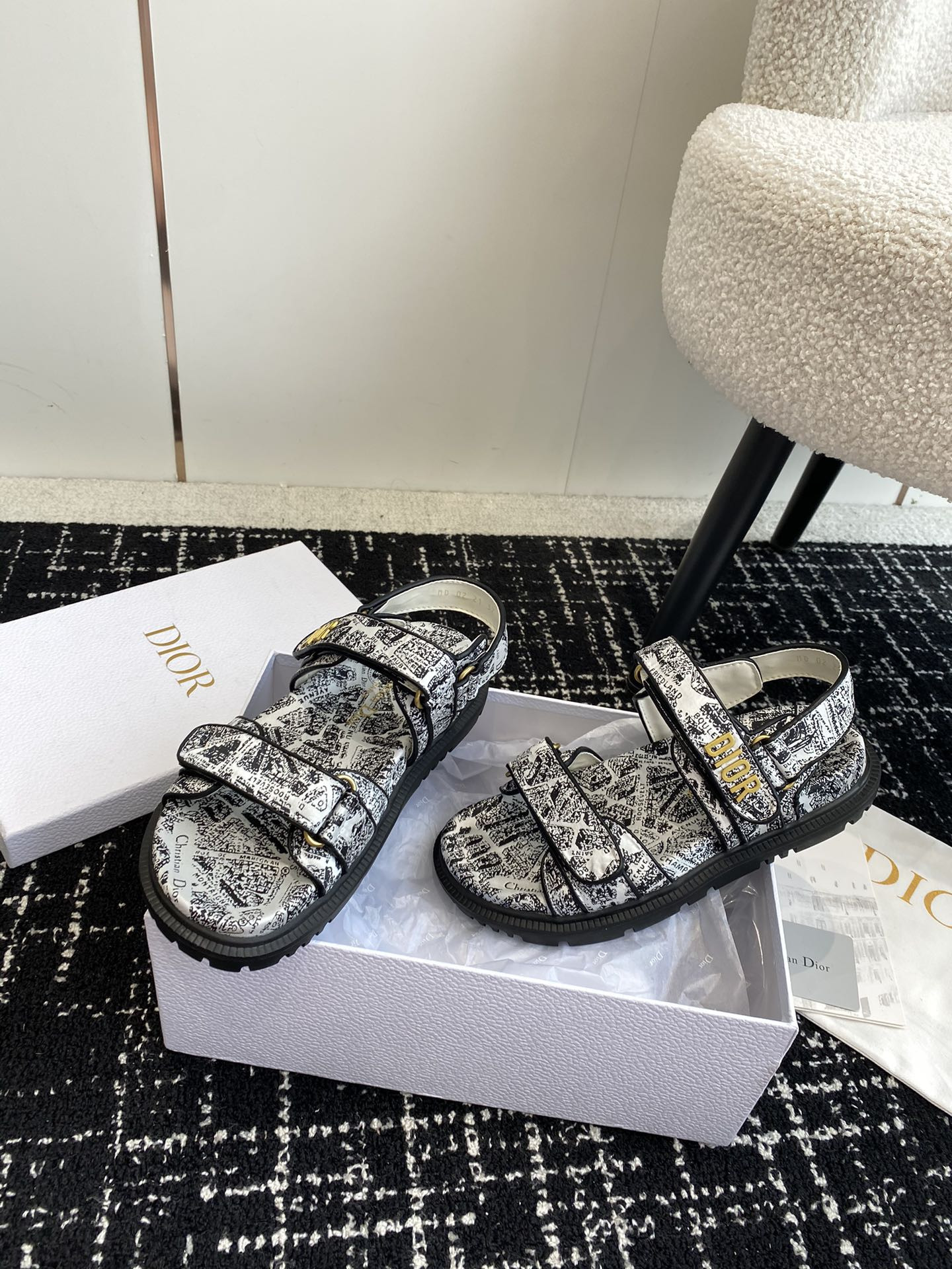 UA D*0ract Sandal