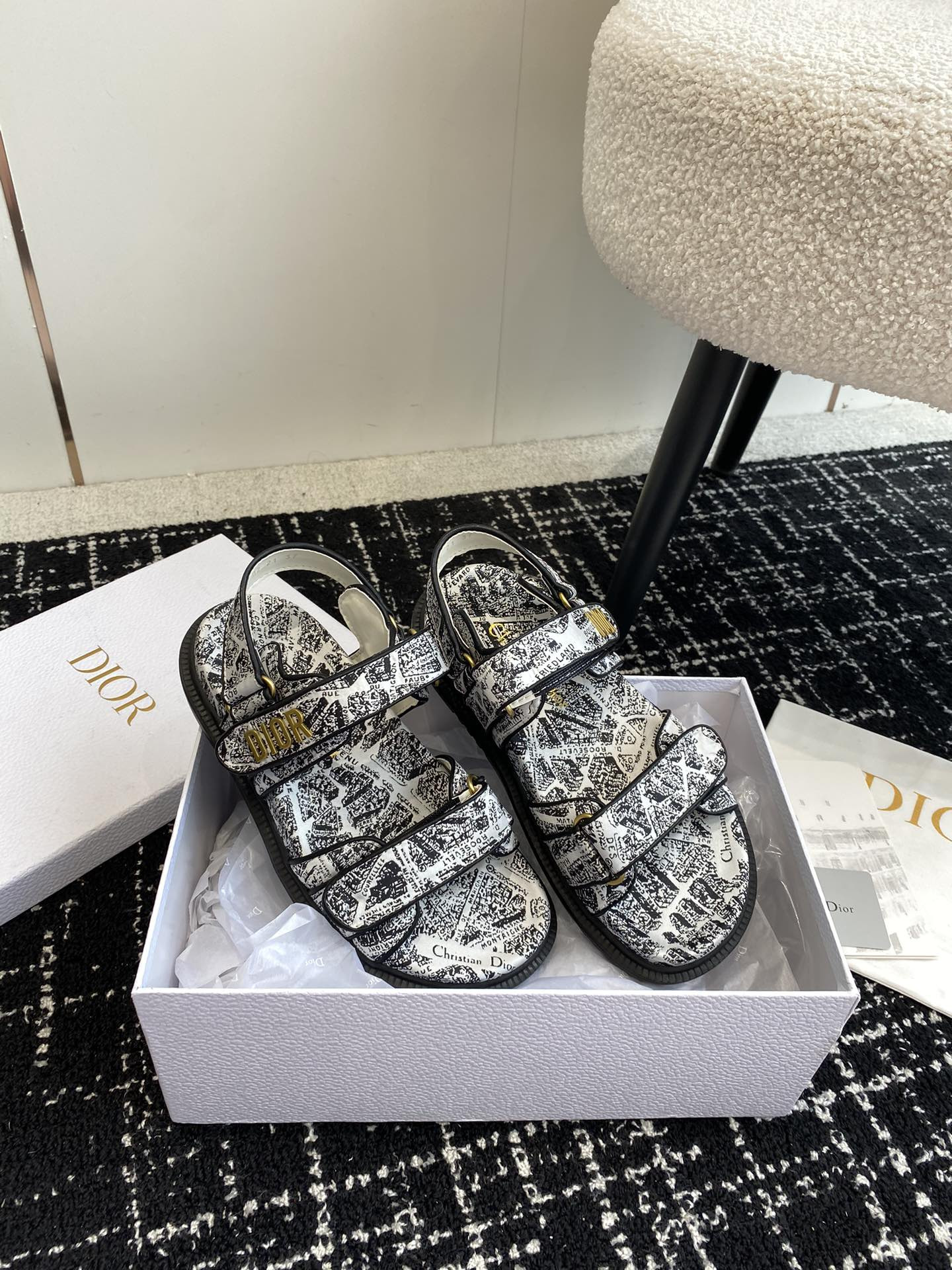 UA D*0ract Sandal