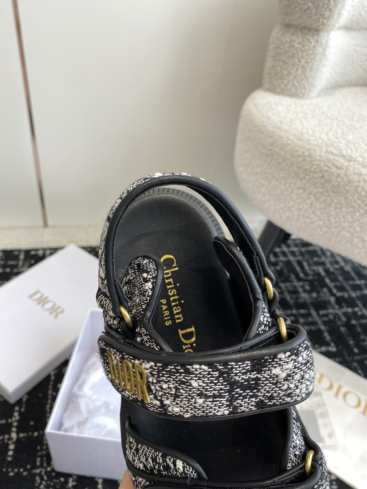 UA D*0ract Sandal