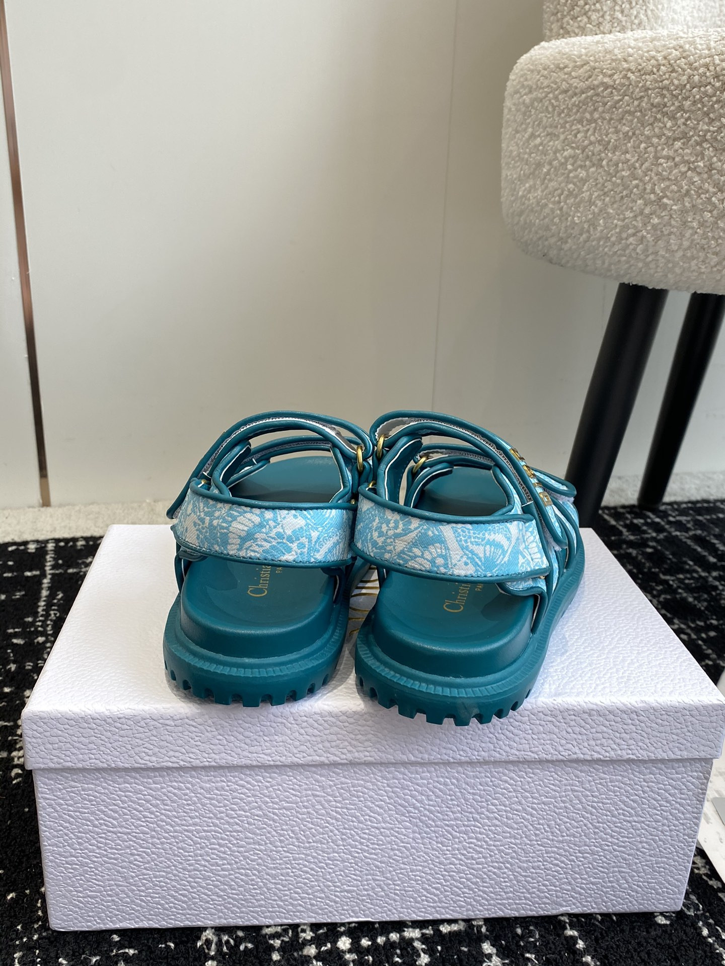 UA D*0ract Sandal
