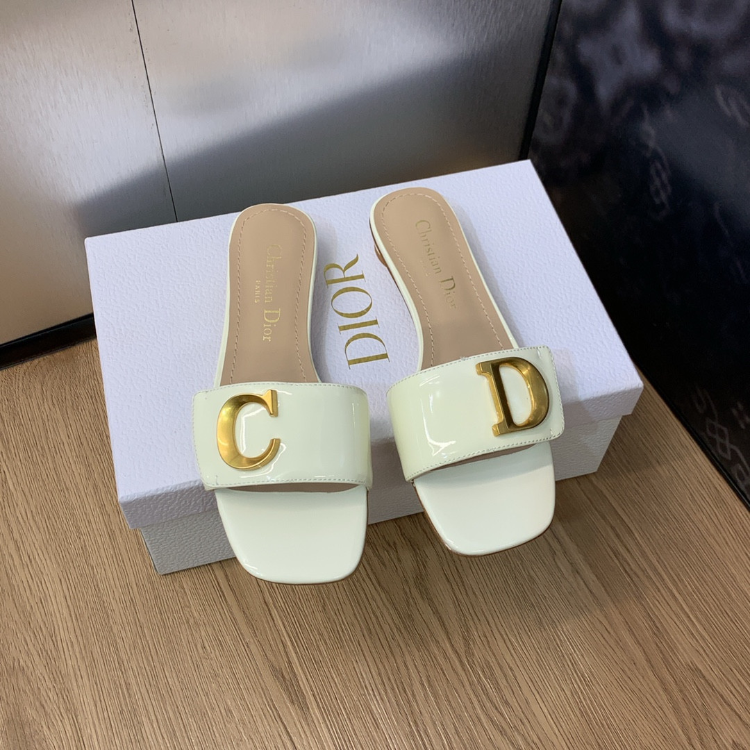 UA D*0r Or C