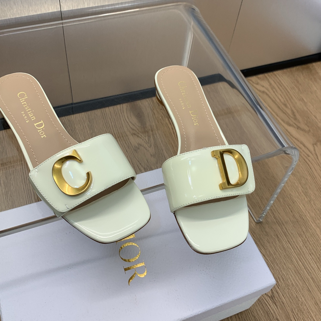 UA D*0r Or C