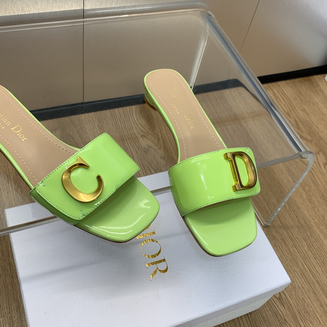 UA D*0r Or C