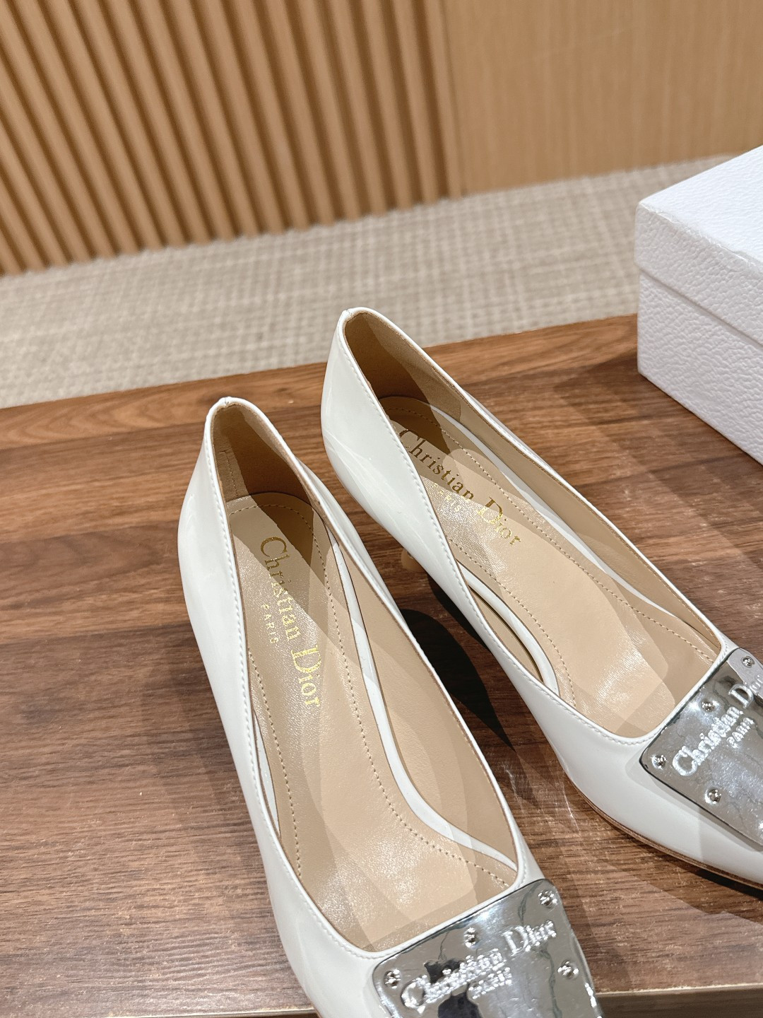 UA Ch**an D*0r La Parusienne Pump