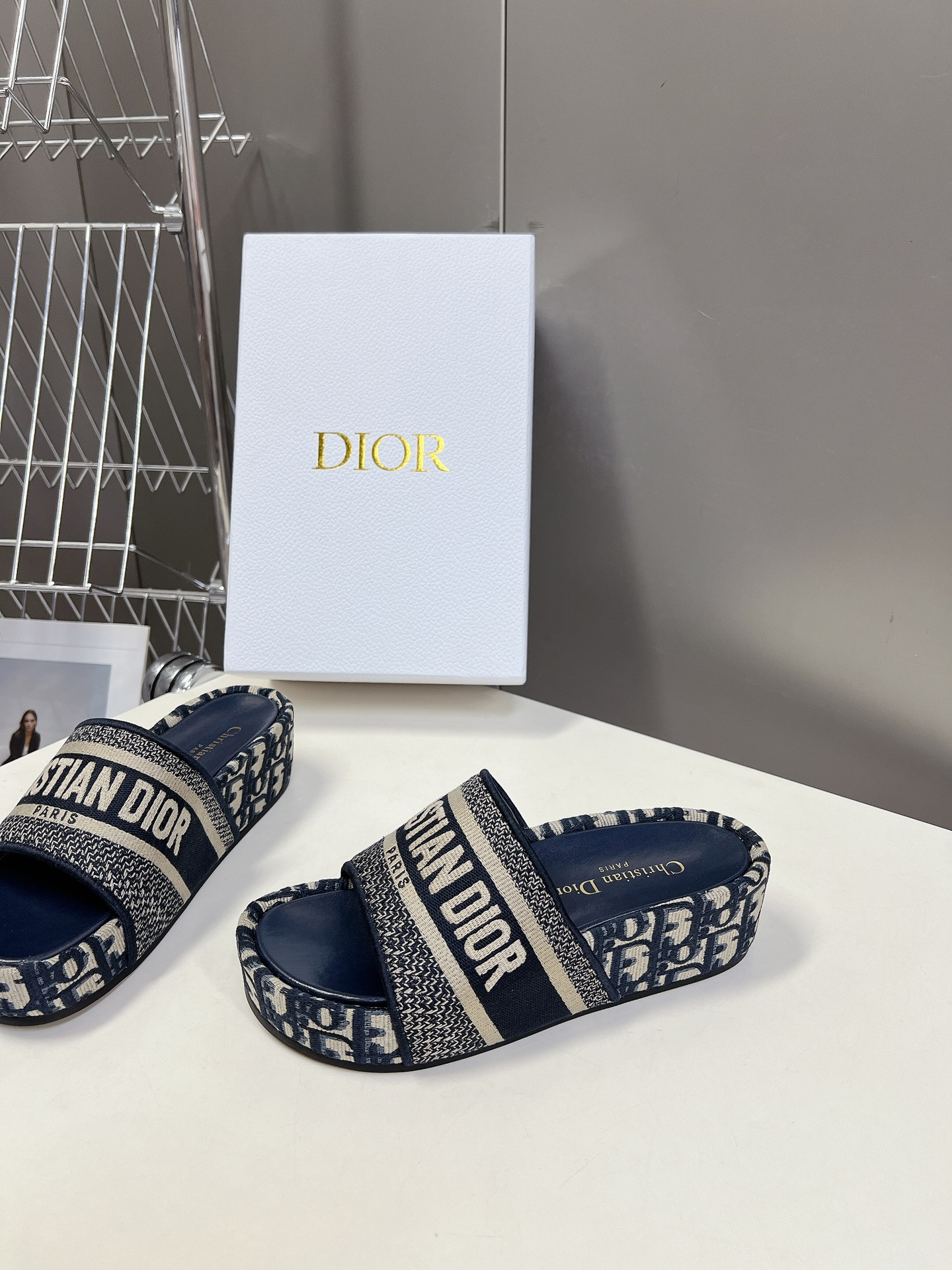 UA D*0r Platform Sandals