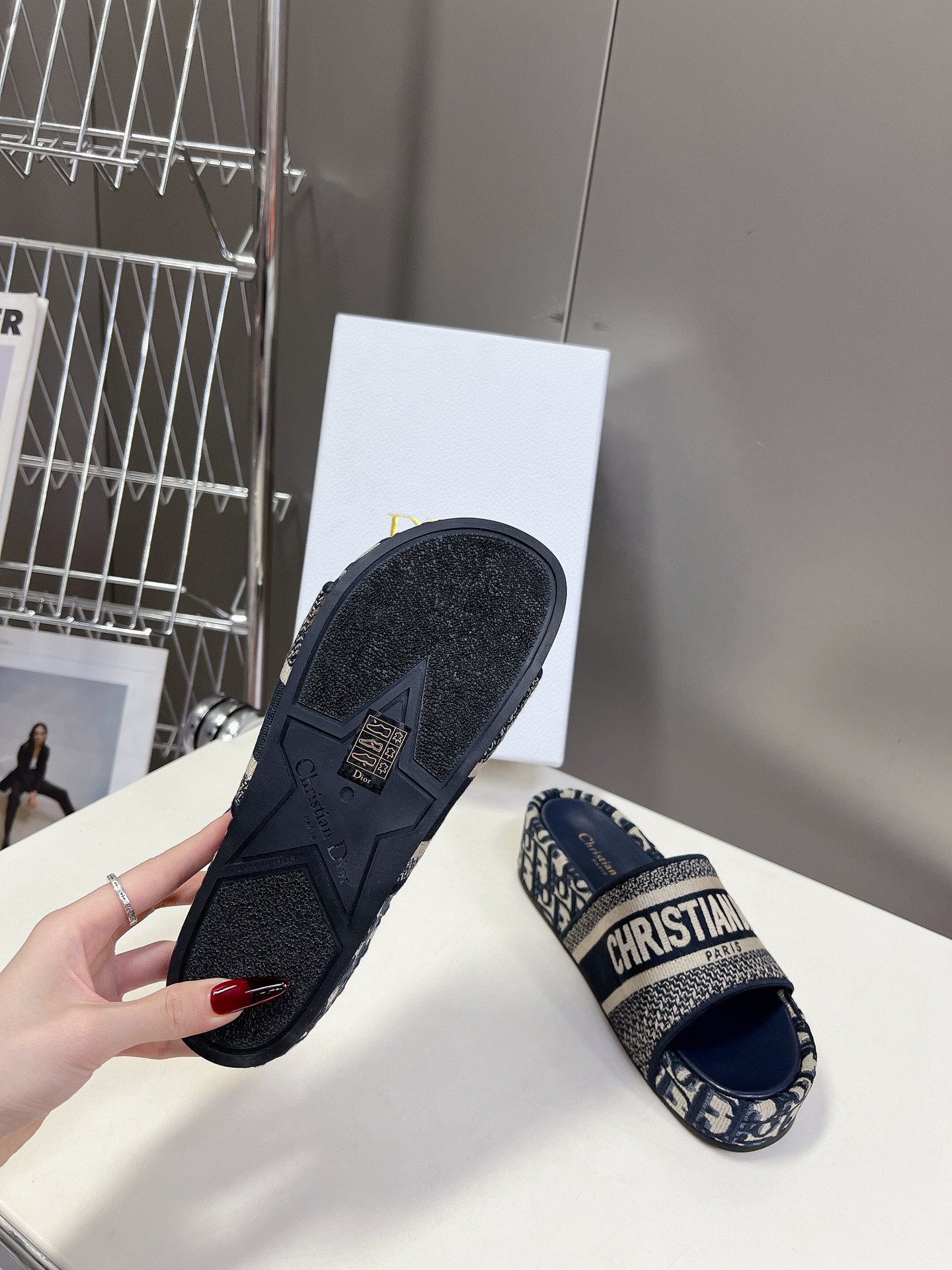 UA D*0r Platform Sandals