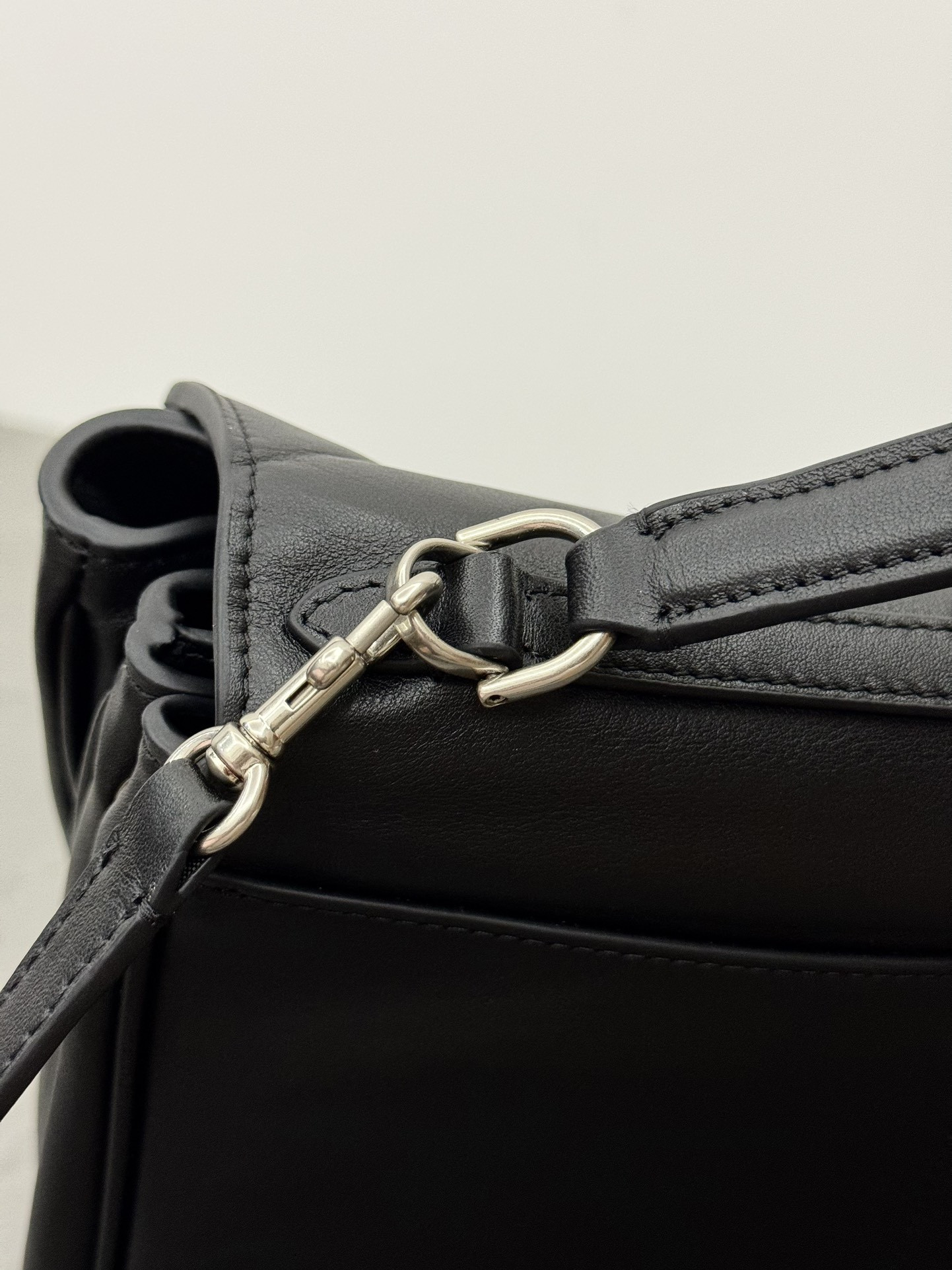 Ba*len*cia*ga Rodeo Small 28.9x20x9.9cm