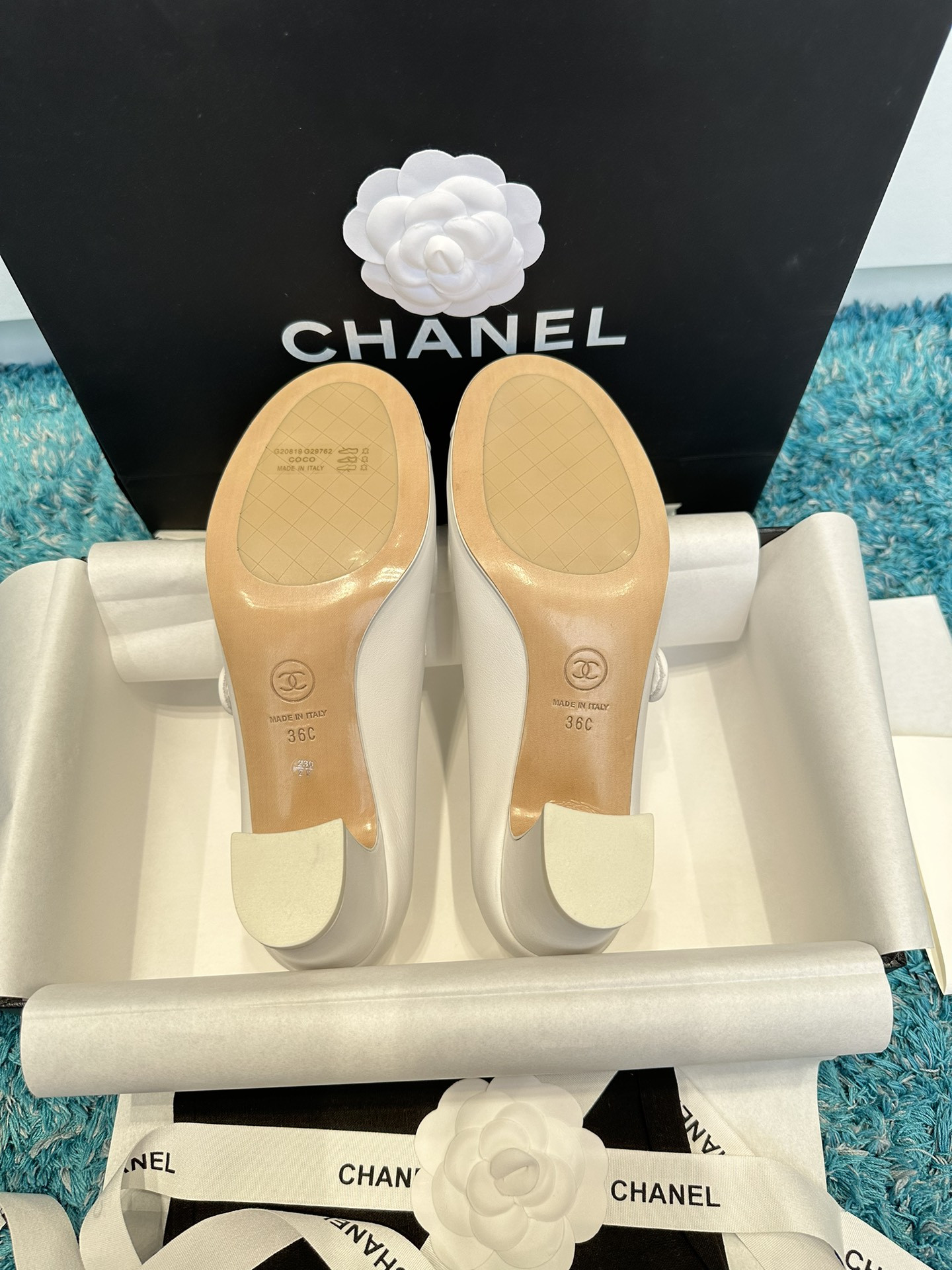 UA Ch*el MARY JANES Pump