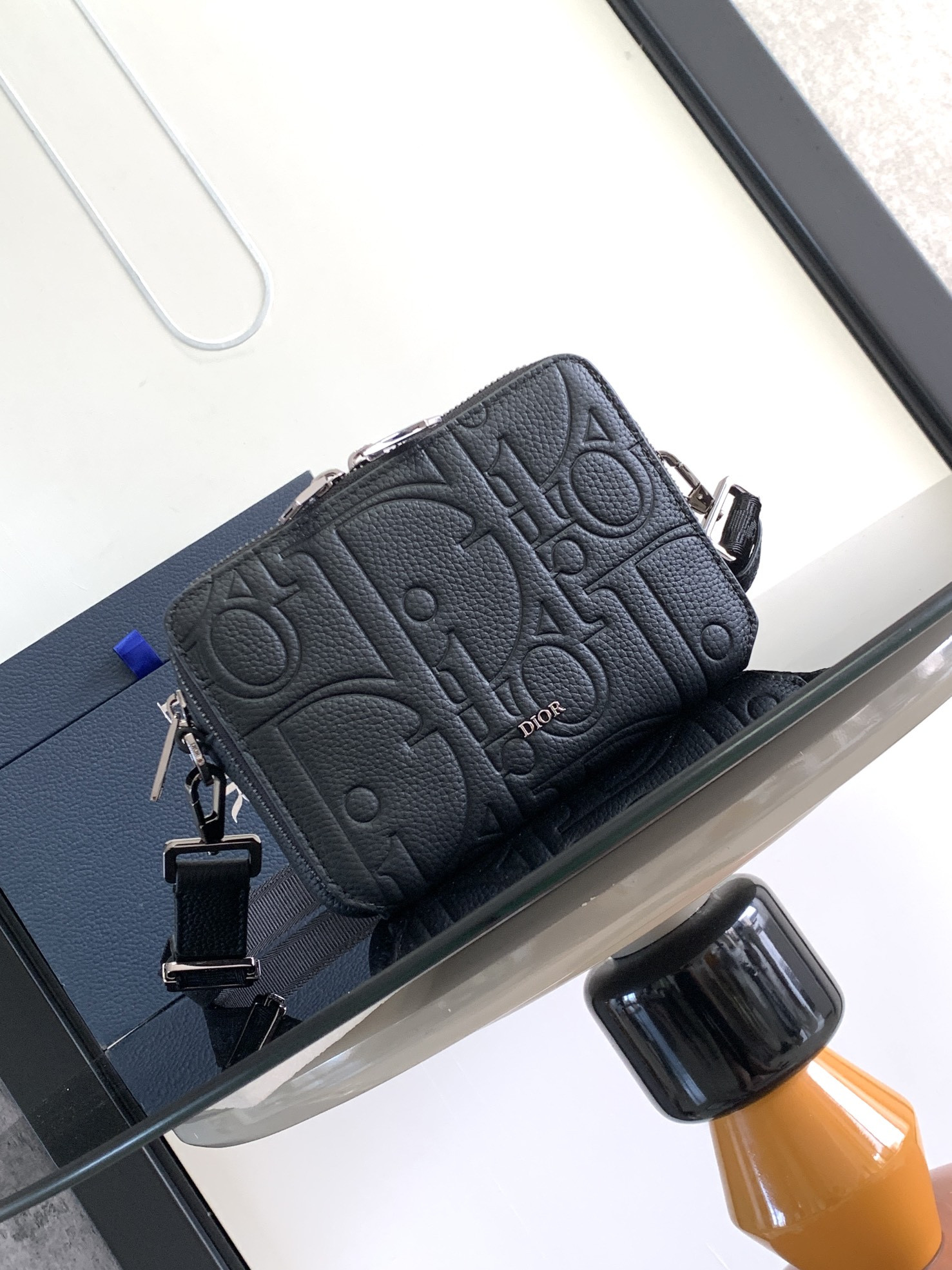 D*0r Zipped Pouch with Strap Black D*0r Gravity Leather 17 x 12.5 x 6 cm