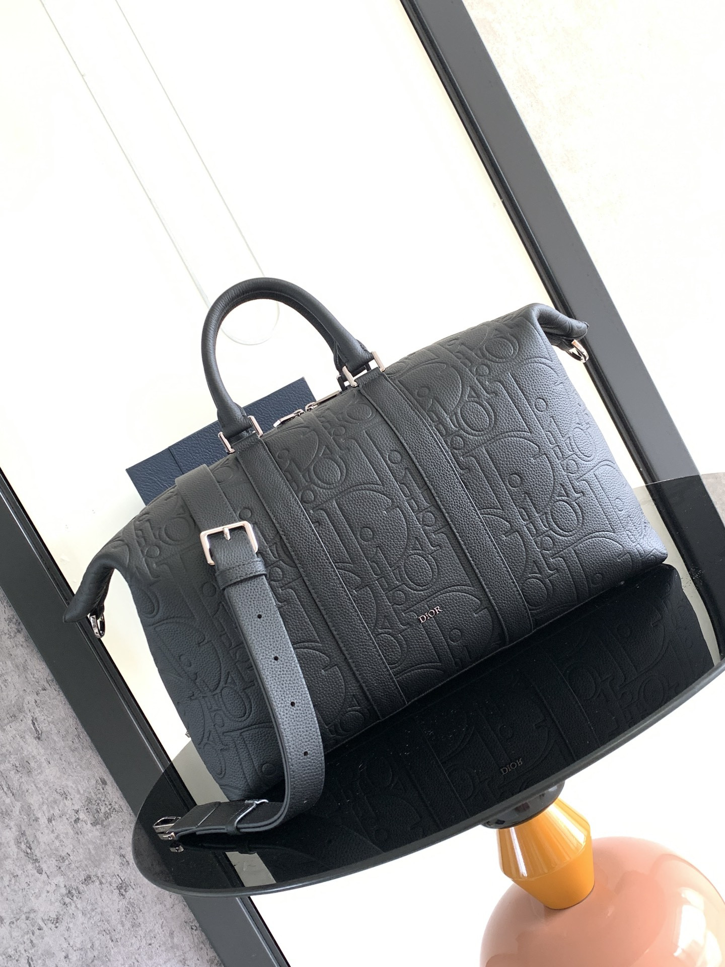 D*0r Weekender 40 Black D*0r Gravity Leather and Black Grained Calfskin 57.5 x 34.5 x 22 cm