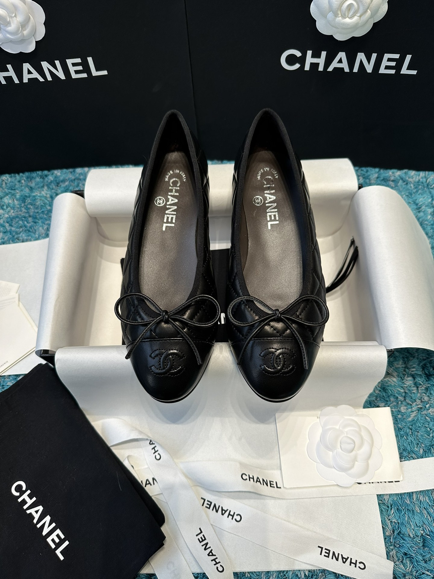 UA Ch*el BALLET FLATS