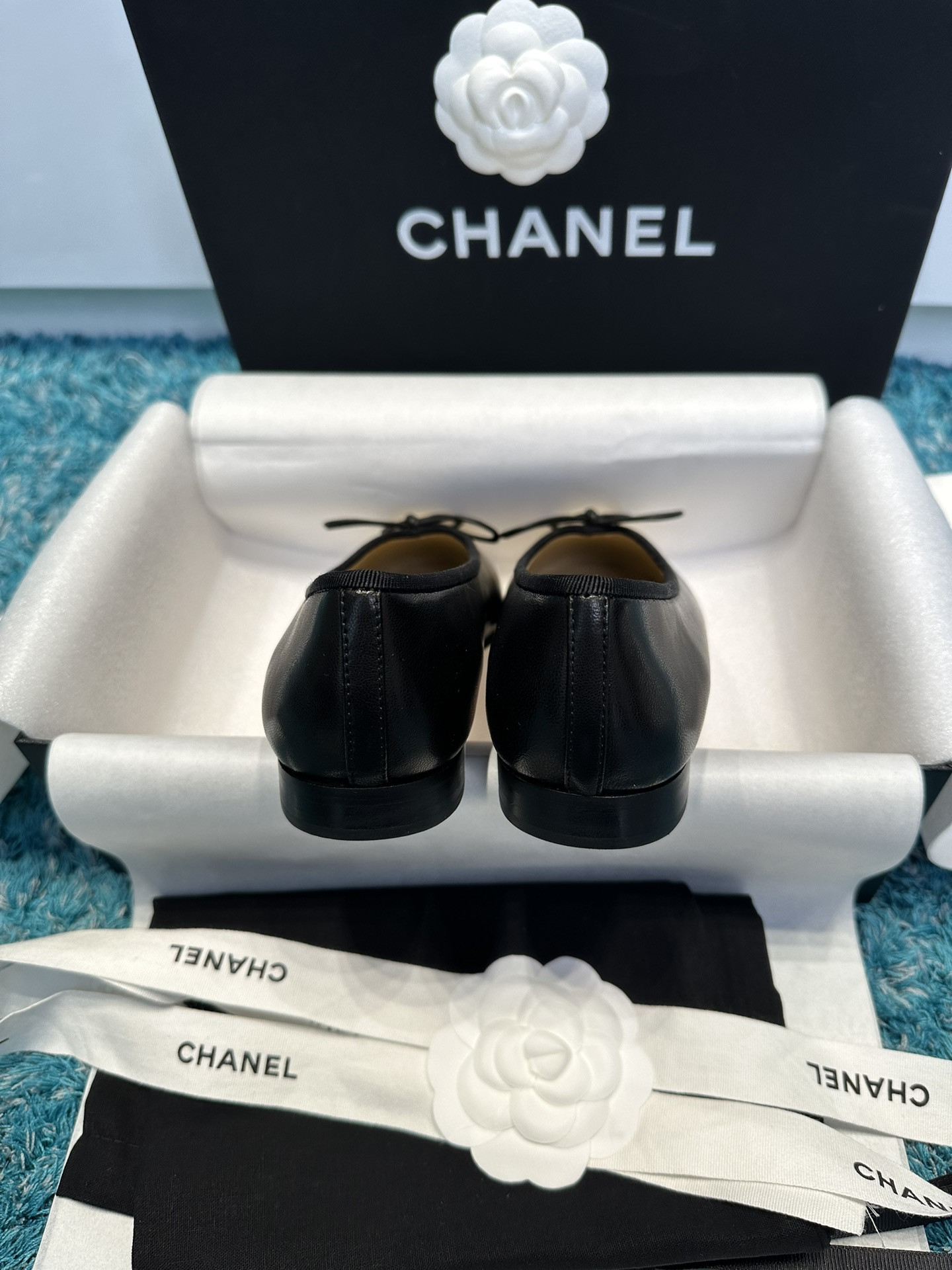 UA Ch*el BALLET FLATS