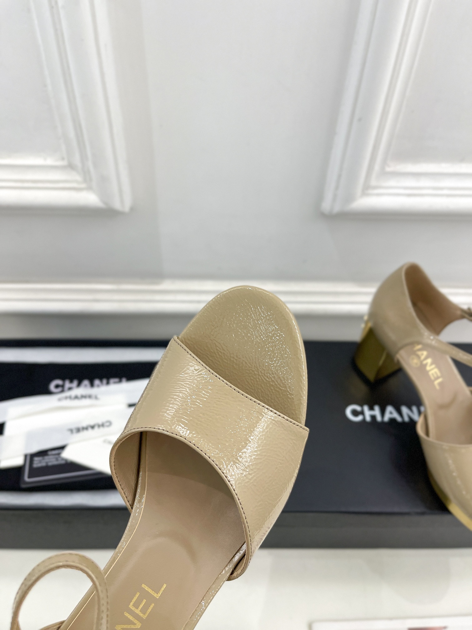 UA Ch*el HEELED SANDALS