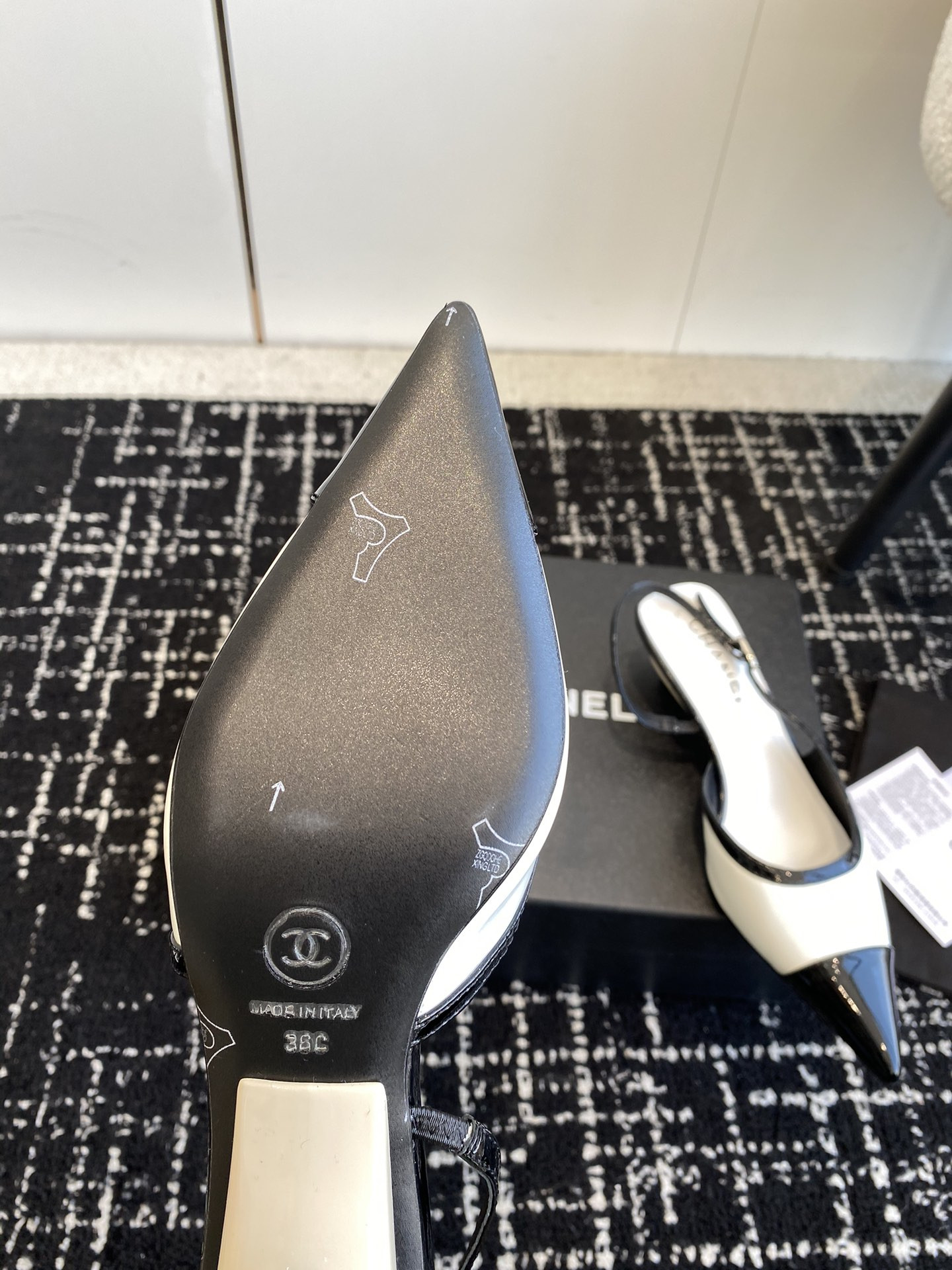 UA Ch*el SLINGBACKS