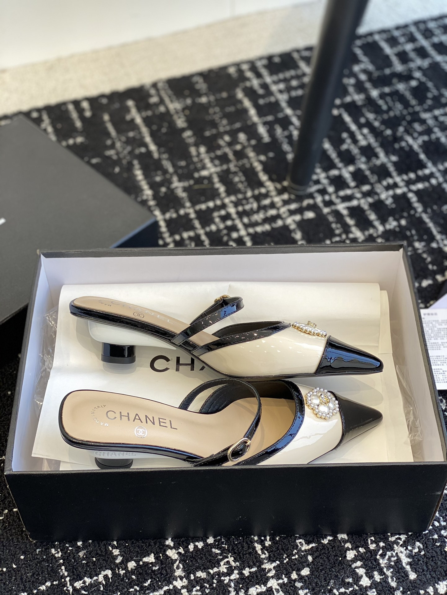 UA Ch*el MULES