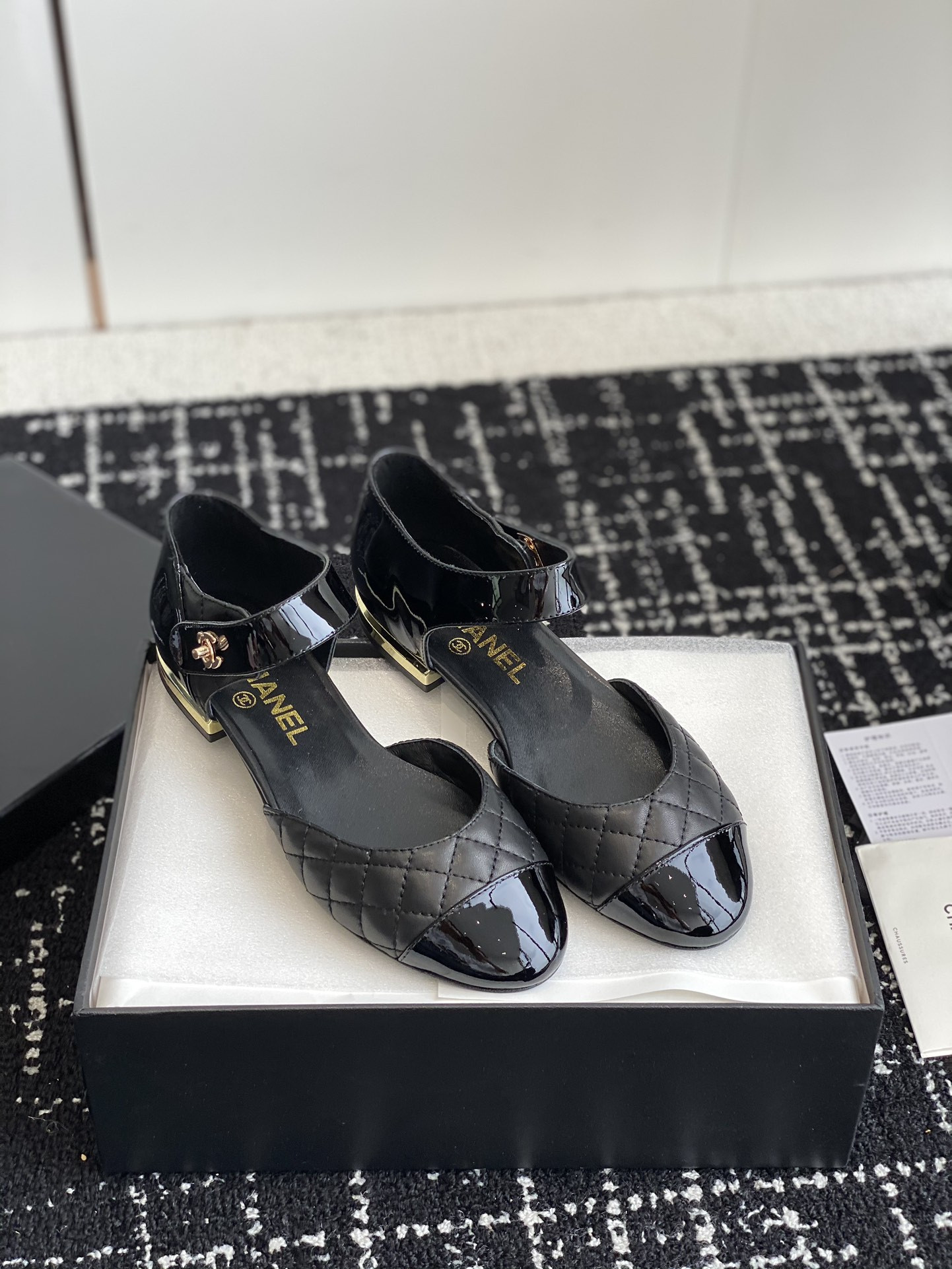 UA Ch*el MARY JANES