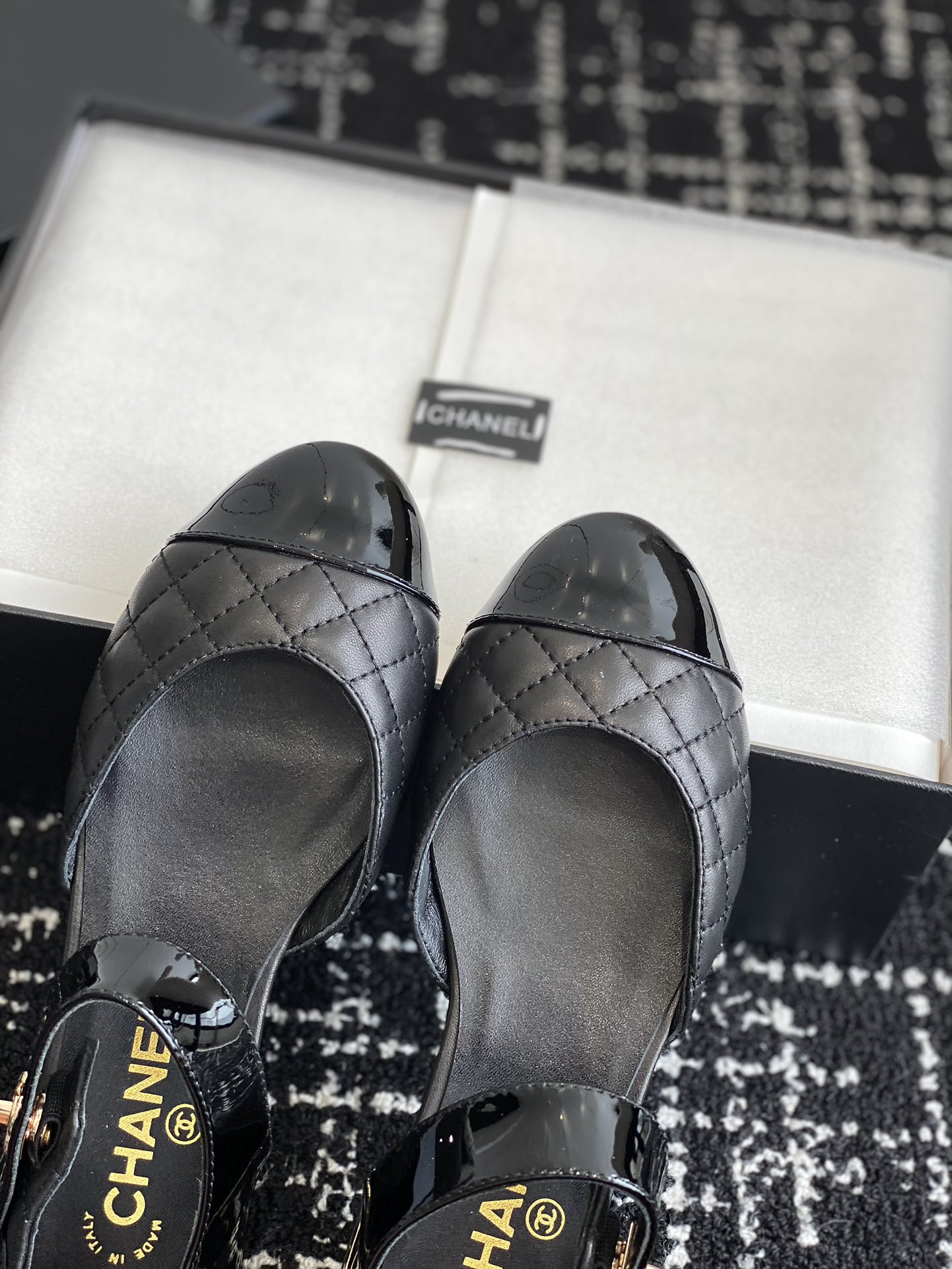 UA Ch*el MARY JANES