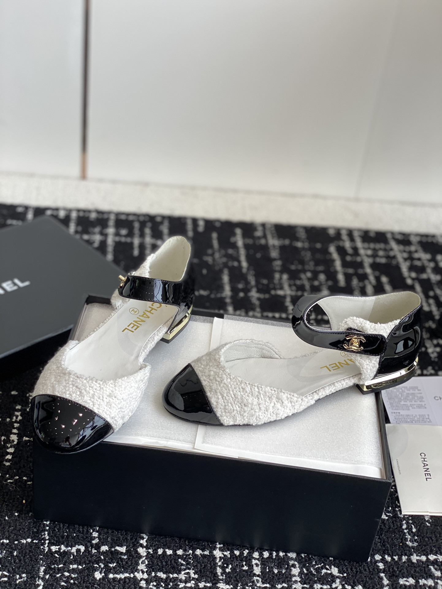UA Ch*el MARY JANES
