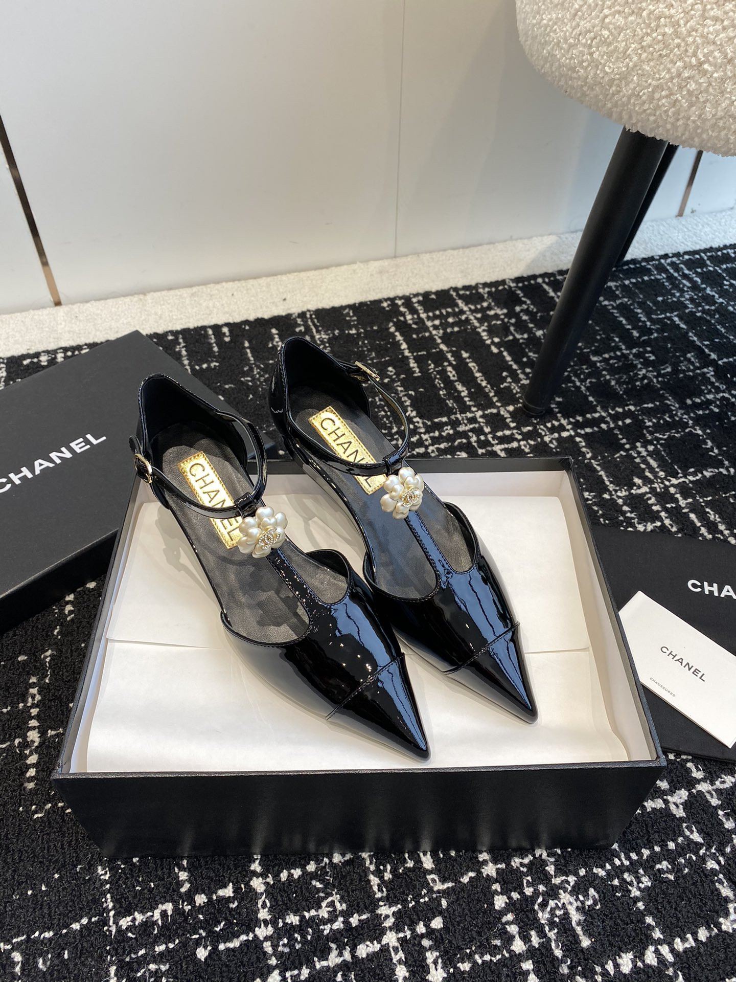 UA Ch*el MARY JANES