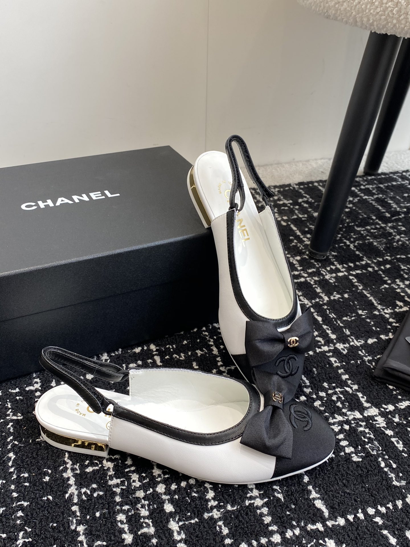 UA Ch*el SLINGBACKS