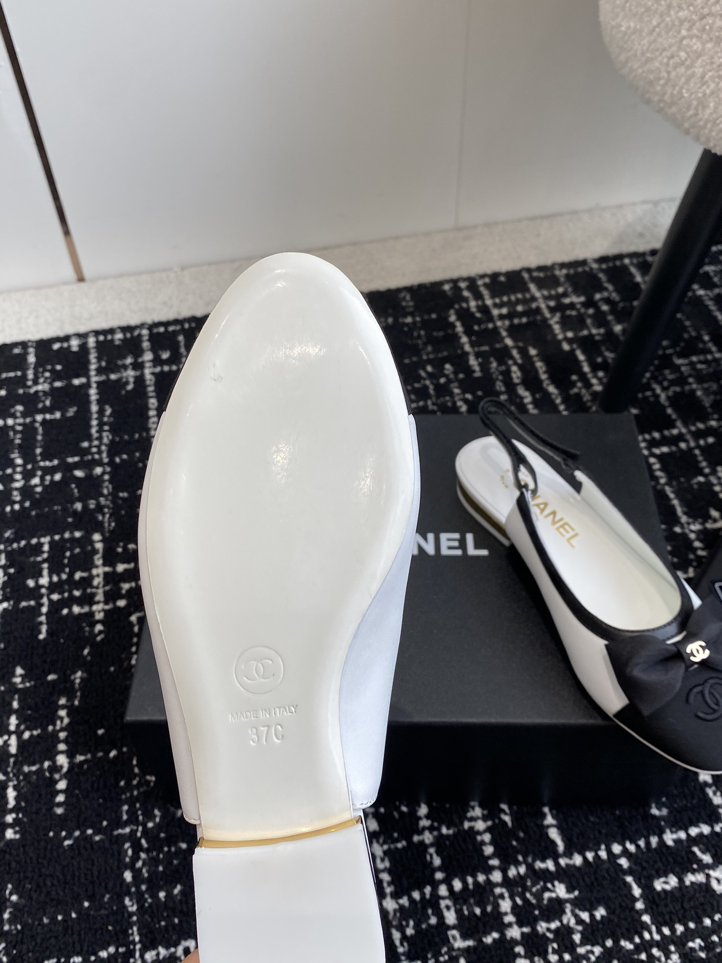 UA Ch*el SLINGBACKS
