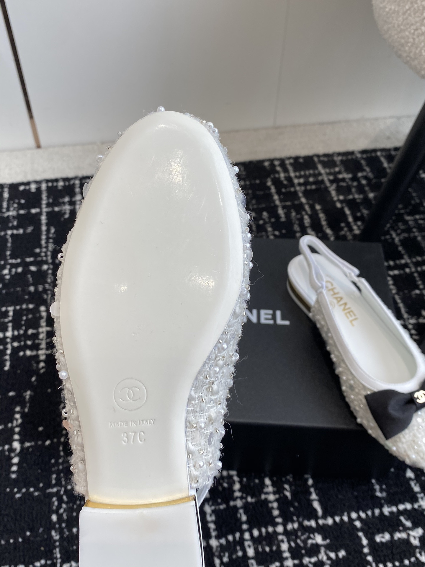 UA Ch*el SLINGBACKS