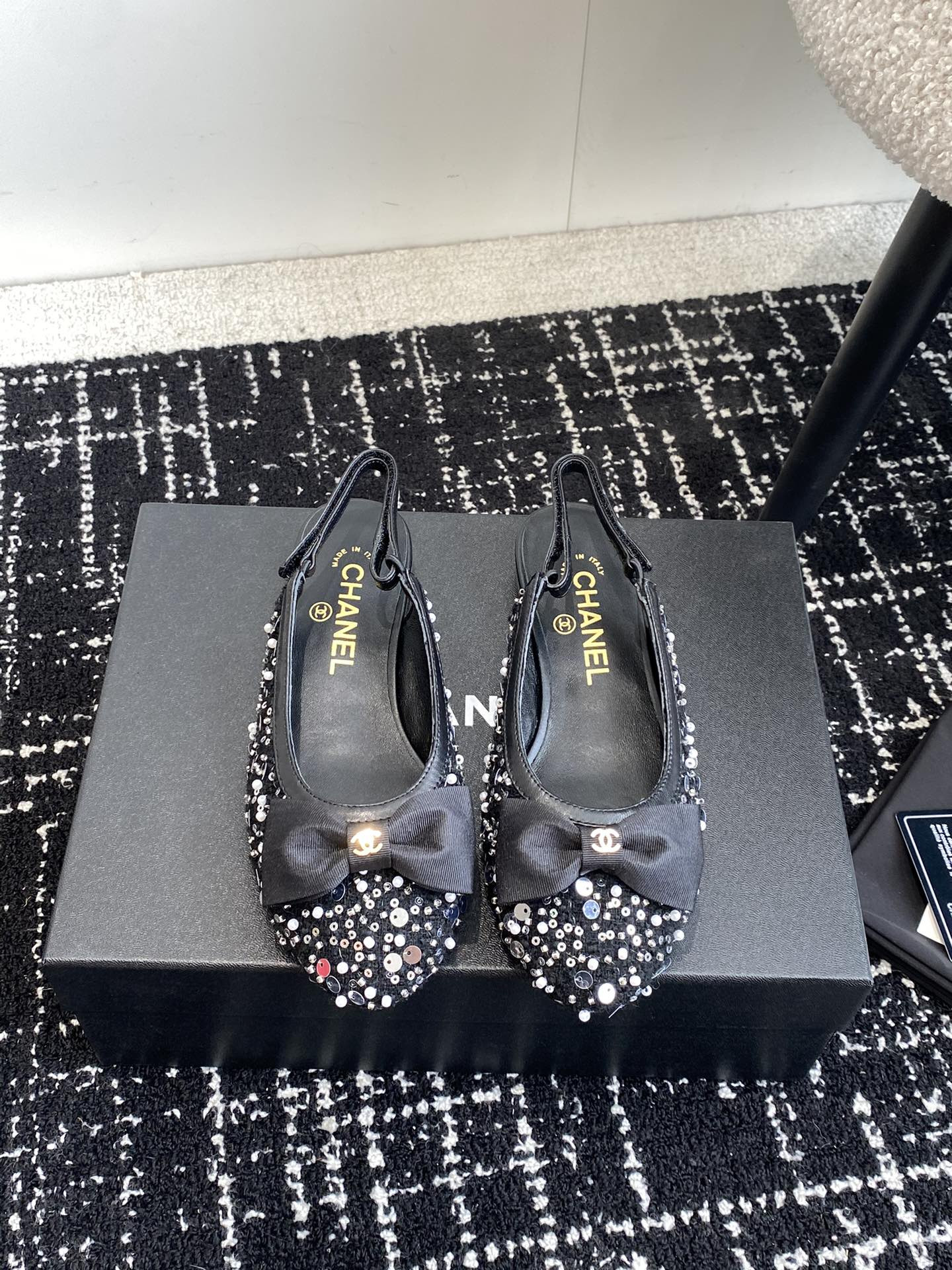 UA Ch*el SLINGBACKS