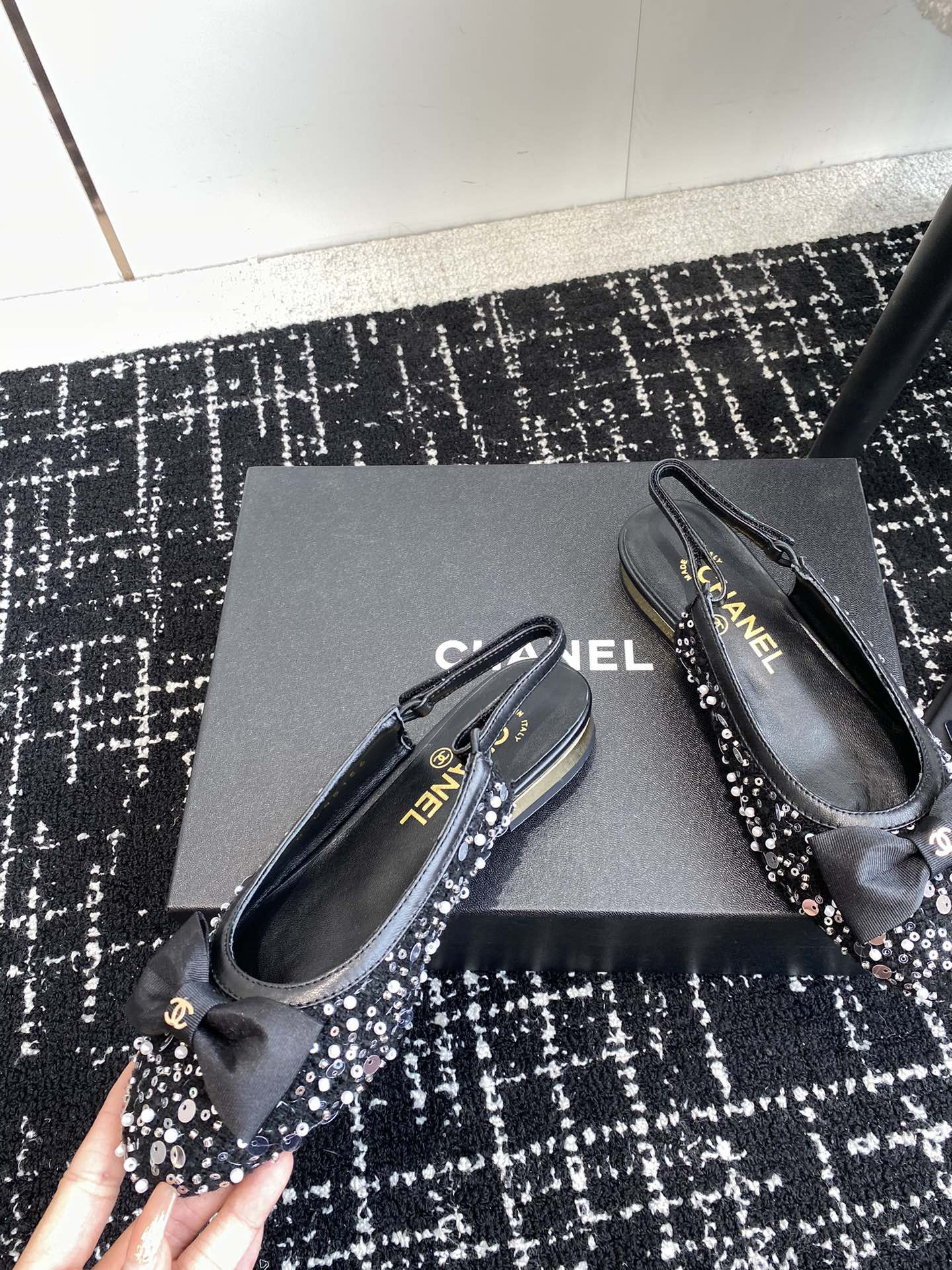 UA Ch*el SLINGBACKS