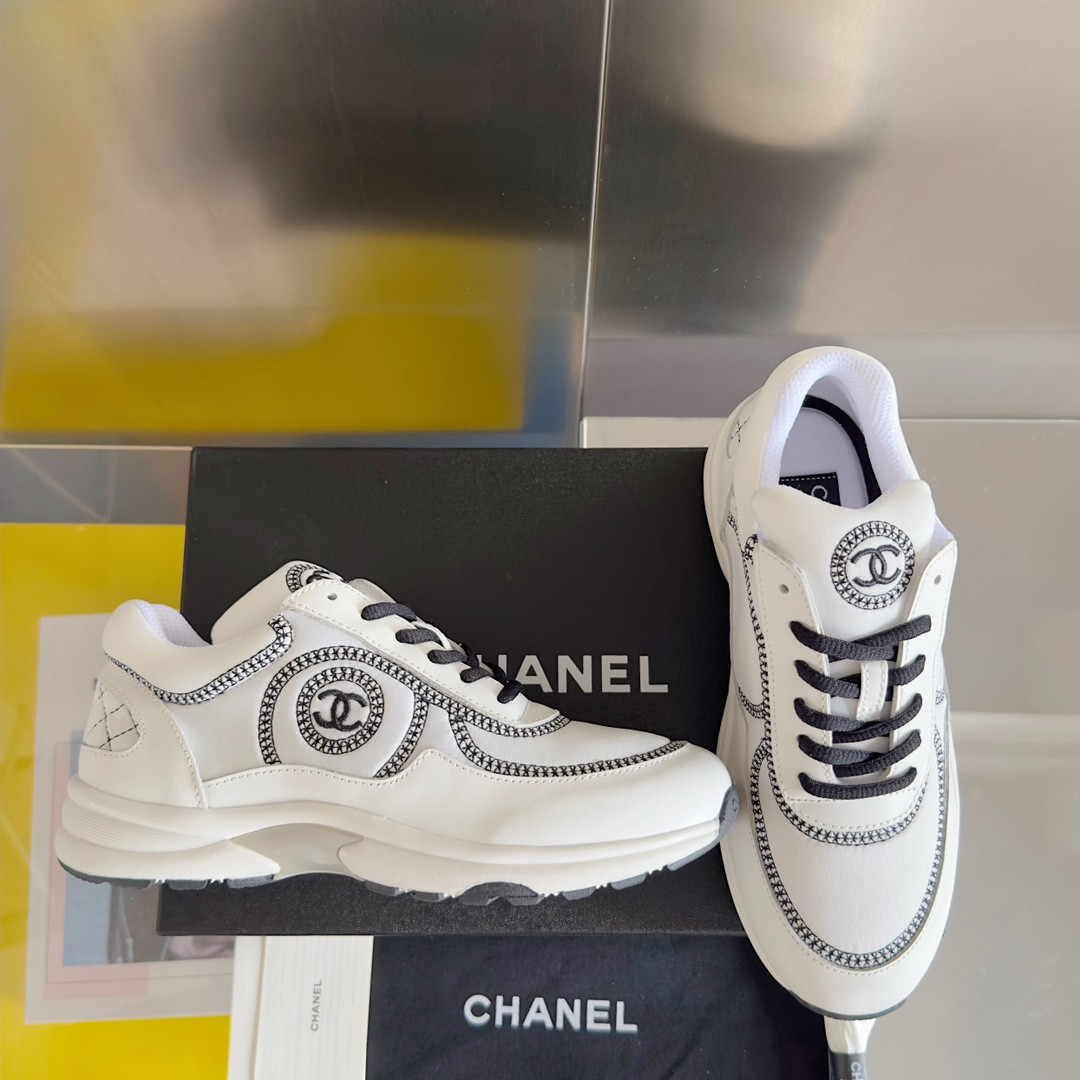 UA Ch*el SNEAKER