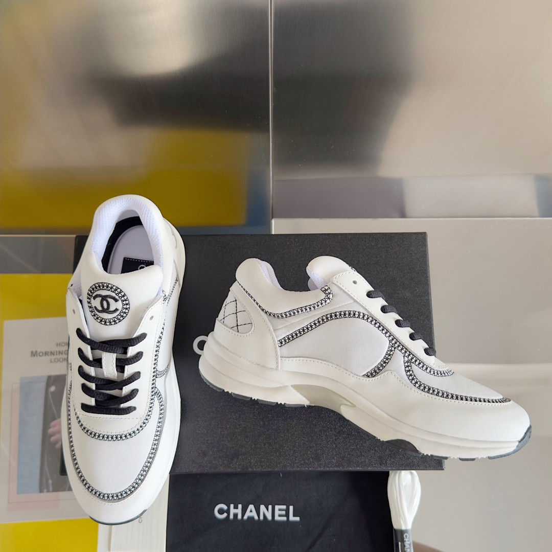 UA Ch*el SNEAKER