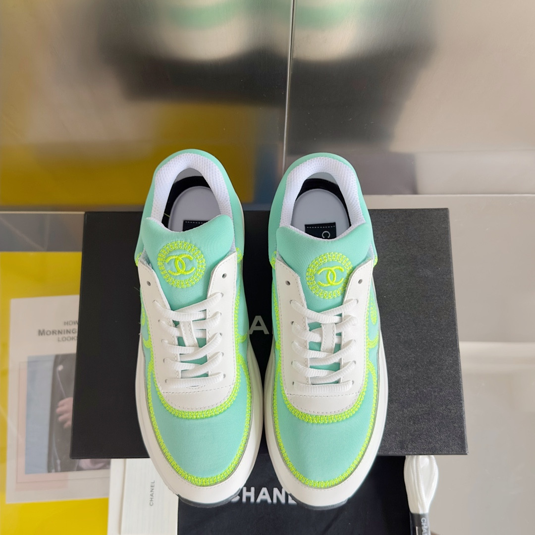 UA Ch*el SNEAKER