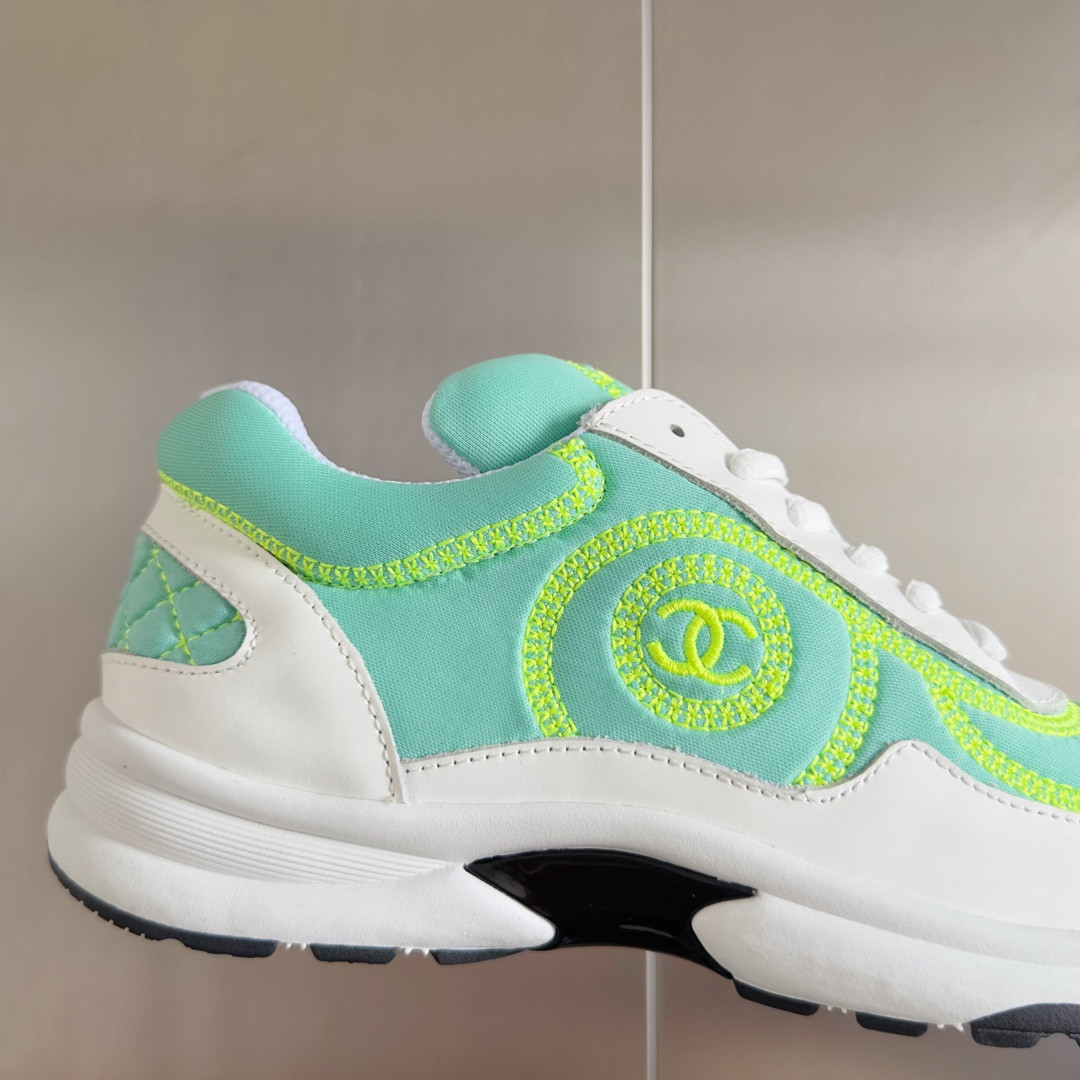UA Ch*el SNEAKER