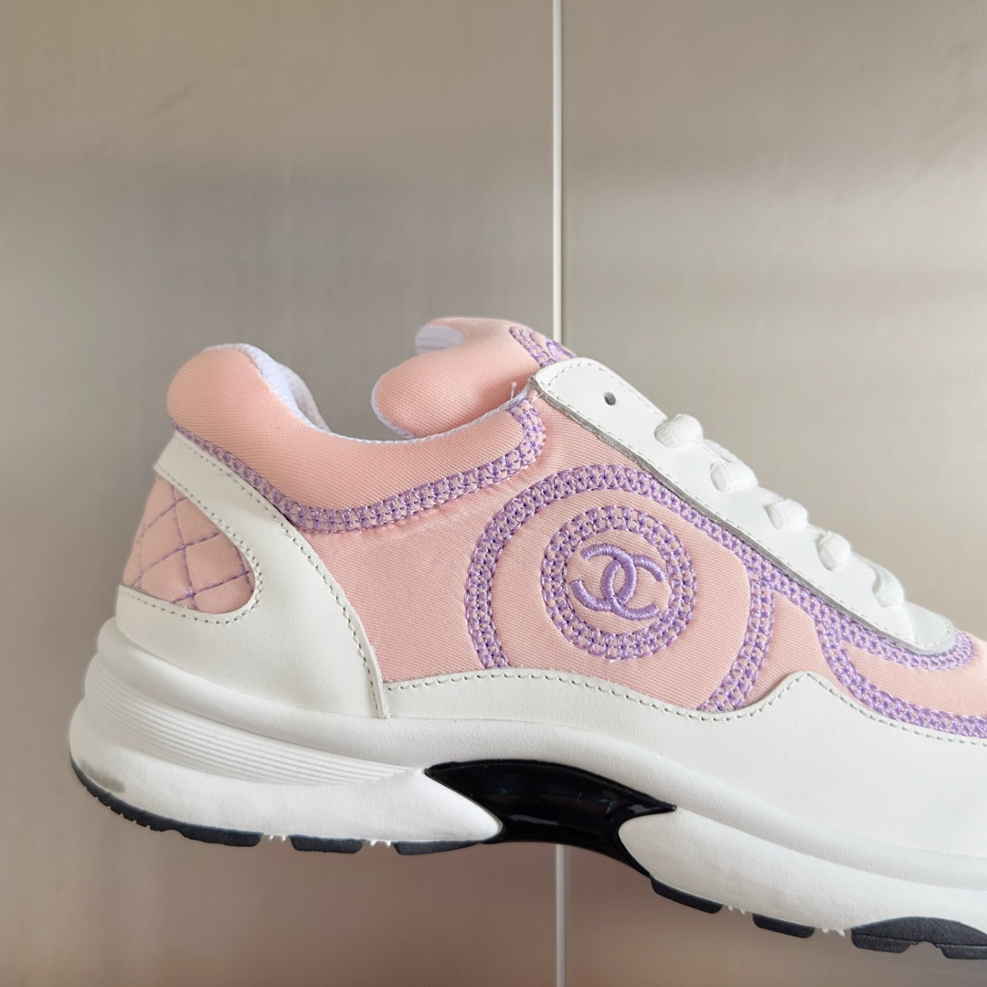 UA Ch*el SNEAKER