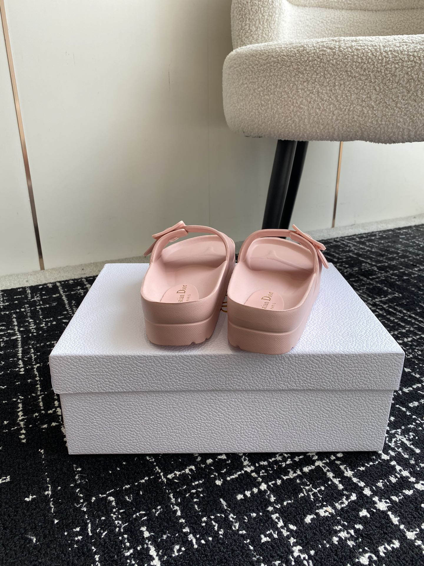 UA D*0r Slide