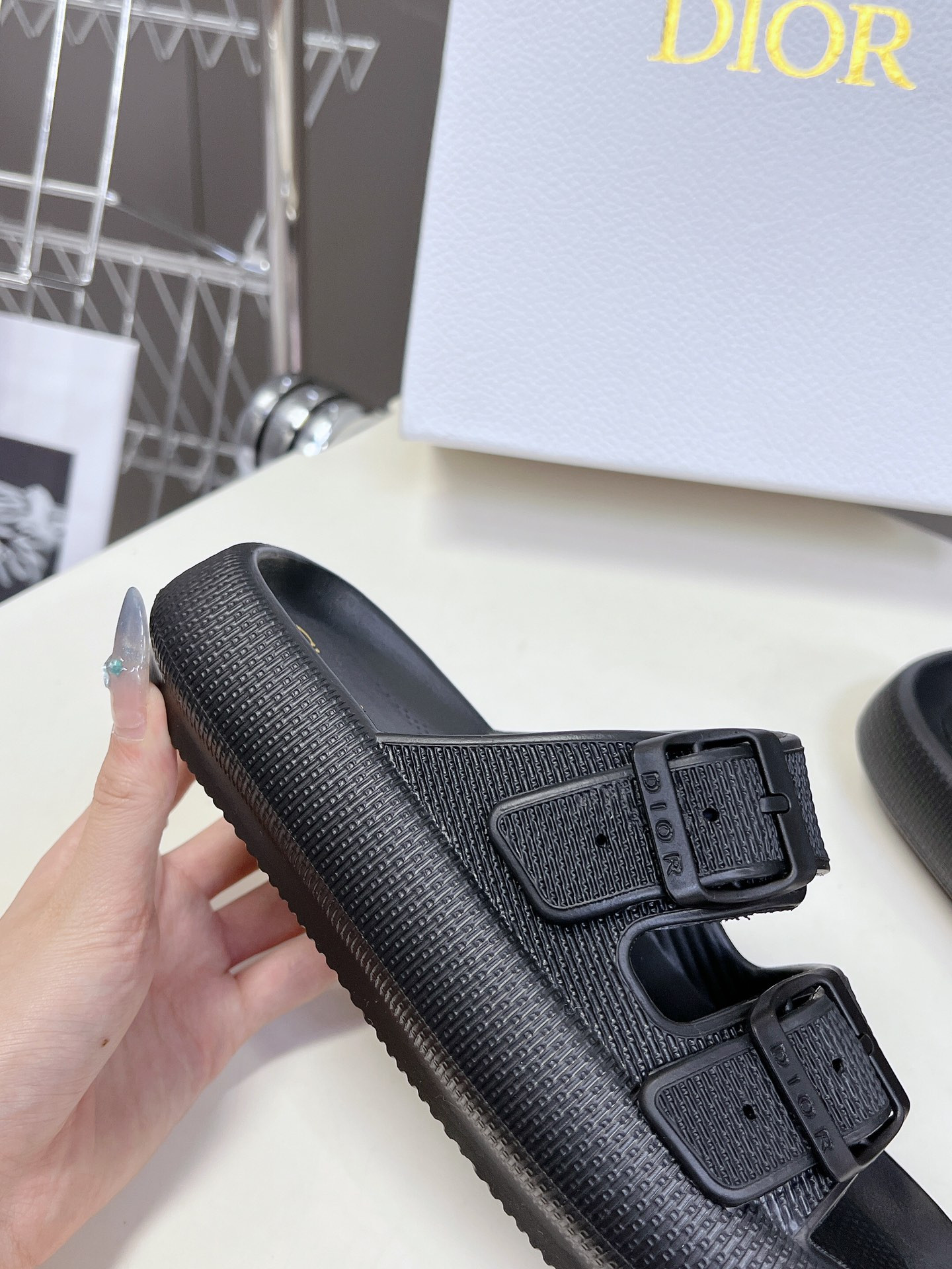 UA D*0r Slide
