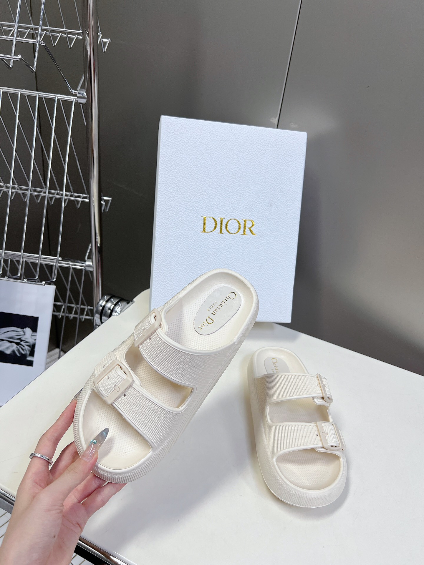 UA D*0r Slide