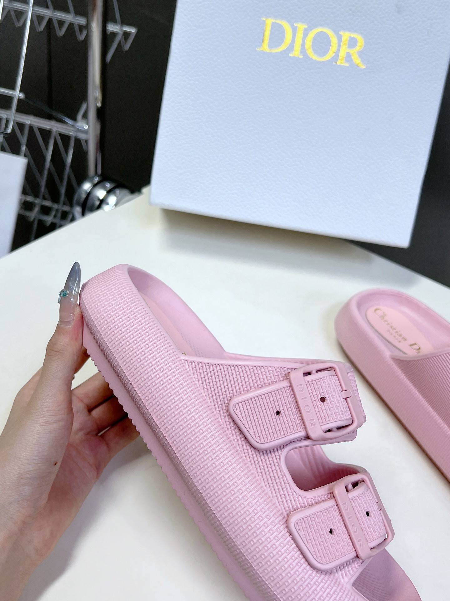 UA D*0r Slide
