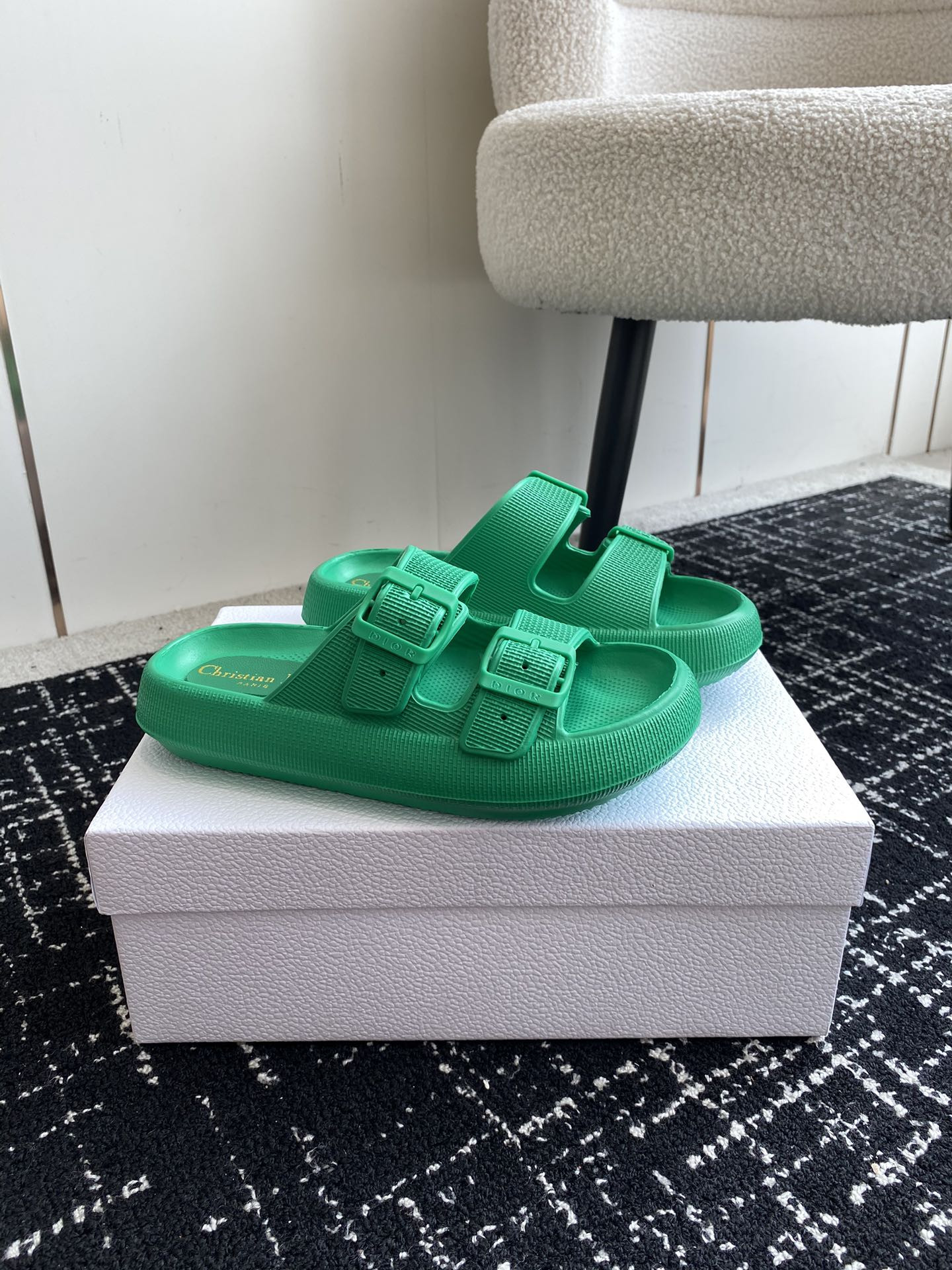 UA D*0r Slide