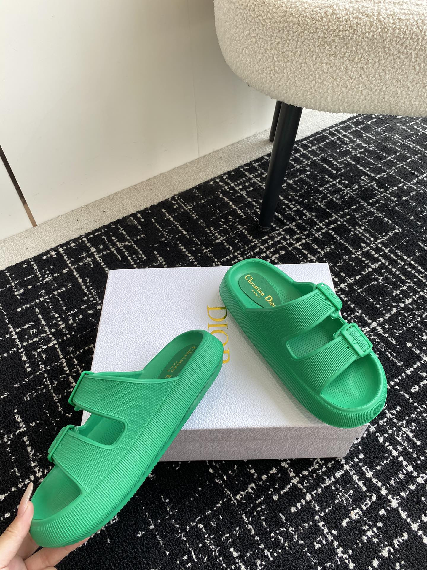 UA D*0r Slide