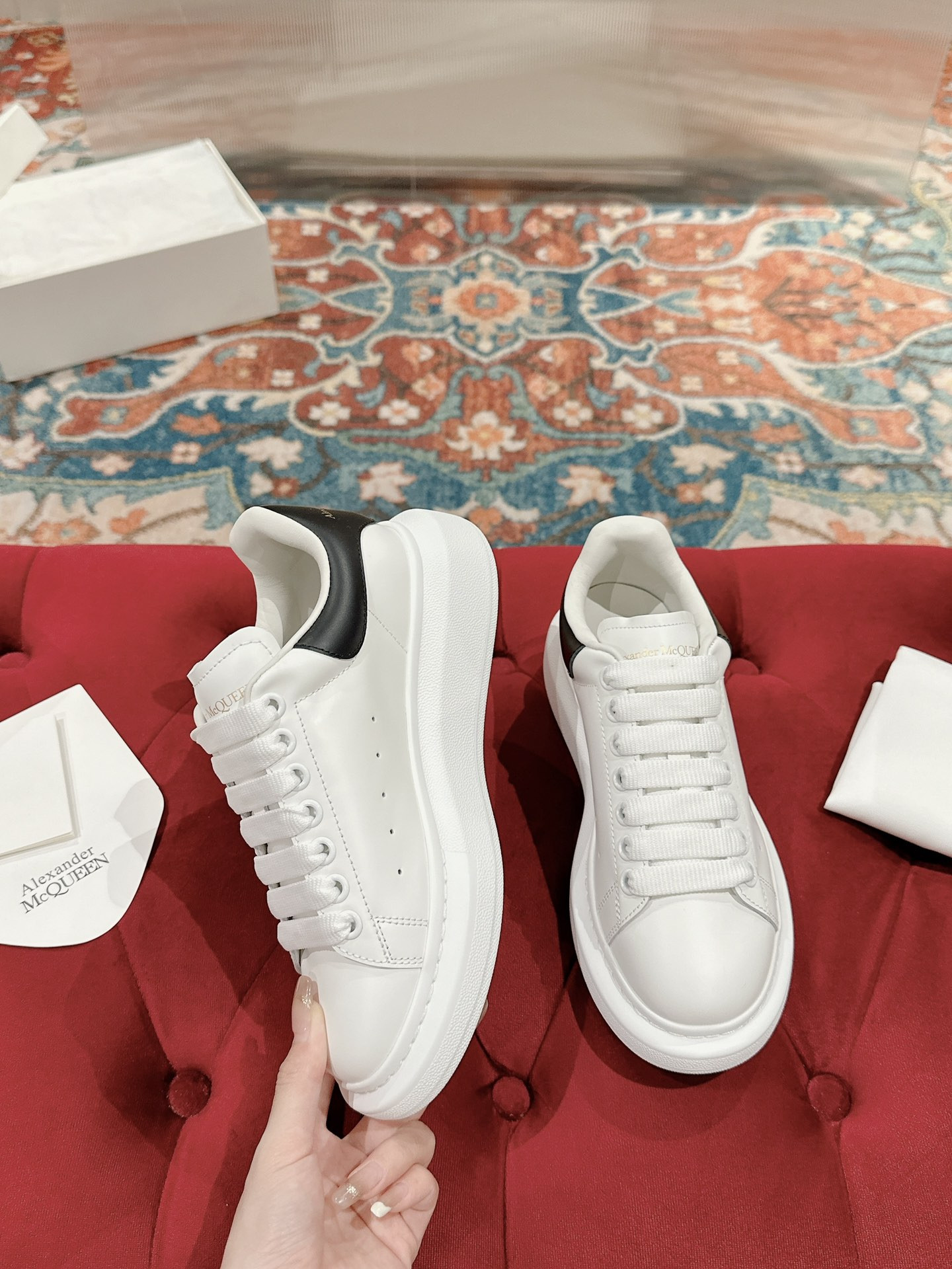 UA Ale*d*r M*Q*en Oversized White Black