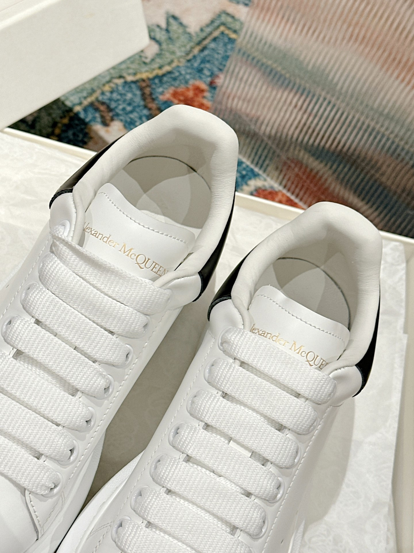 UA Ale*d*r M*Q*en Oversized White Black