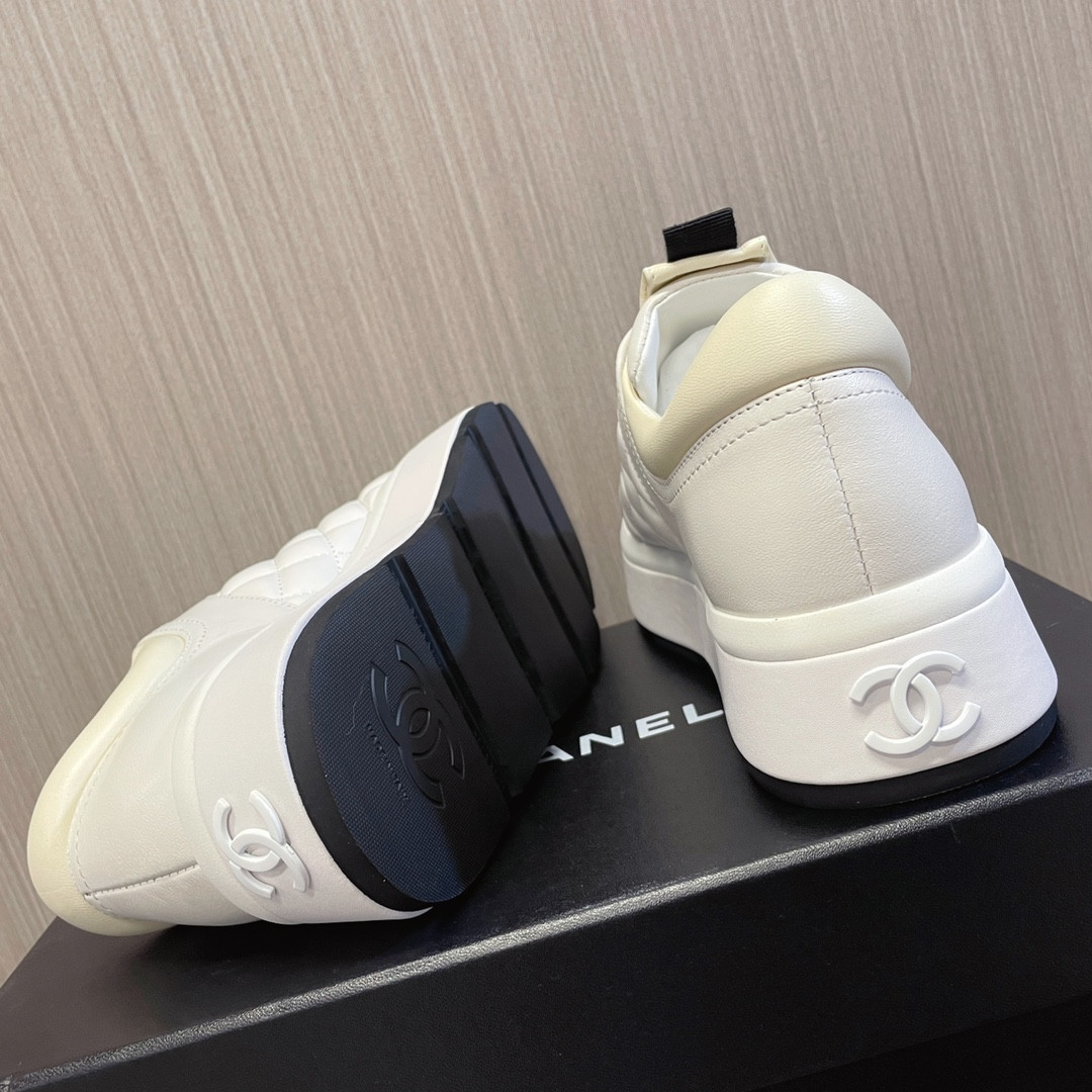 UA Ch*el SNEAKERS